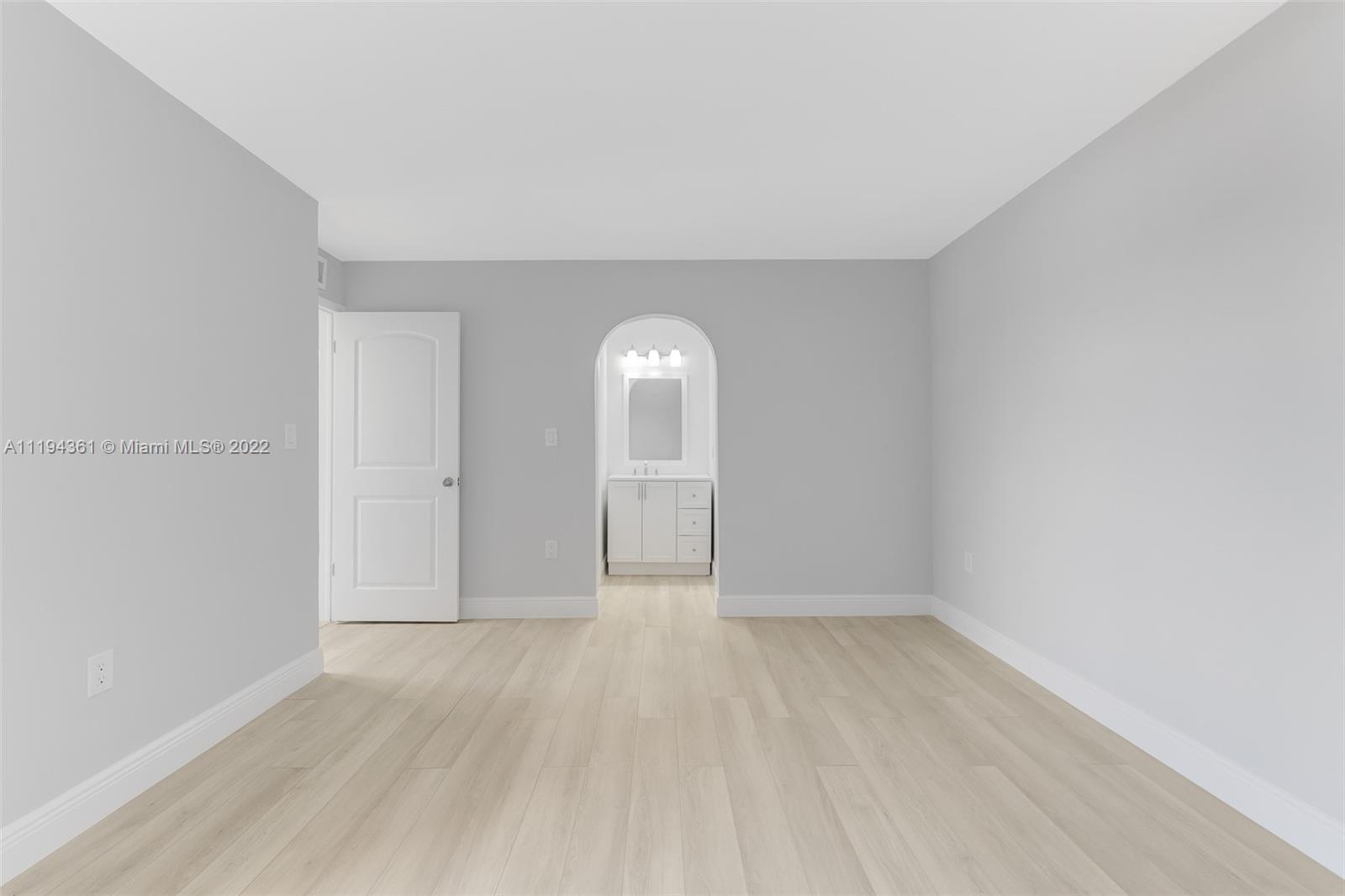 10651 SW 108th Ave Unit: 4C