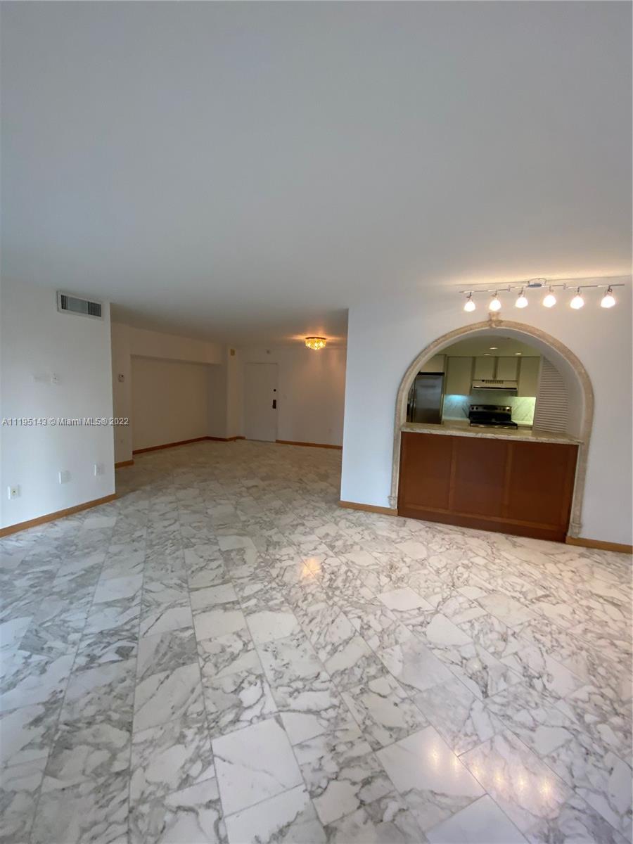 1450 Brickell Bay Dr Unit: 515