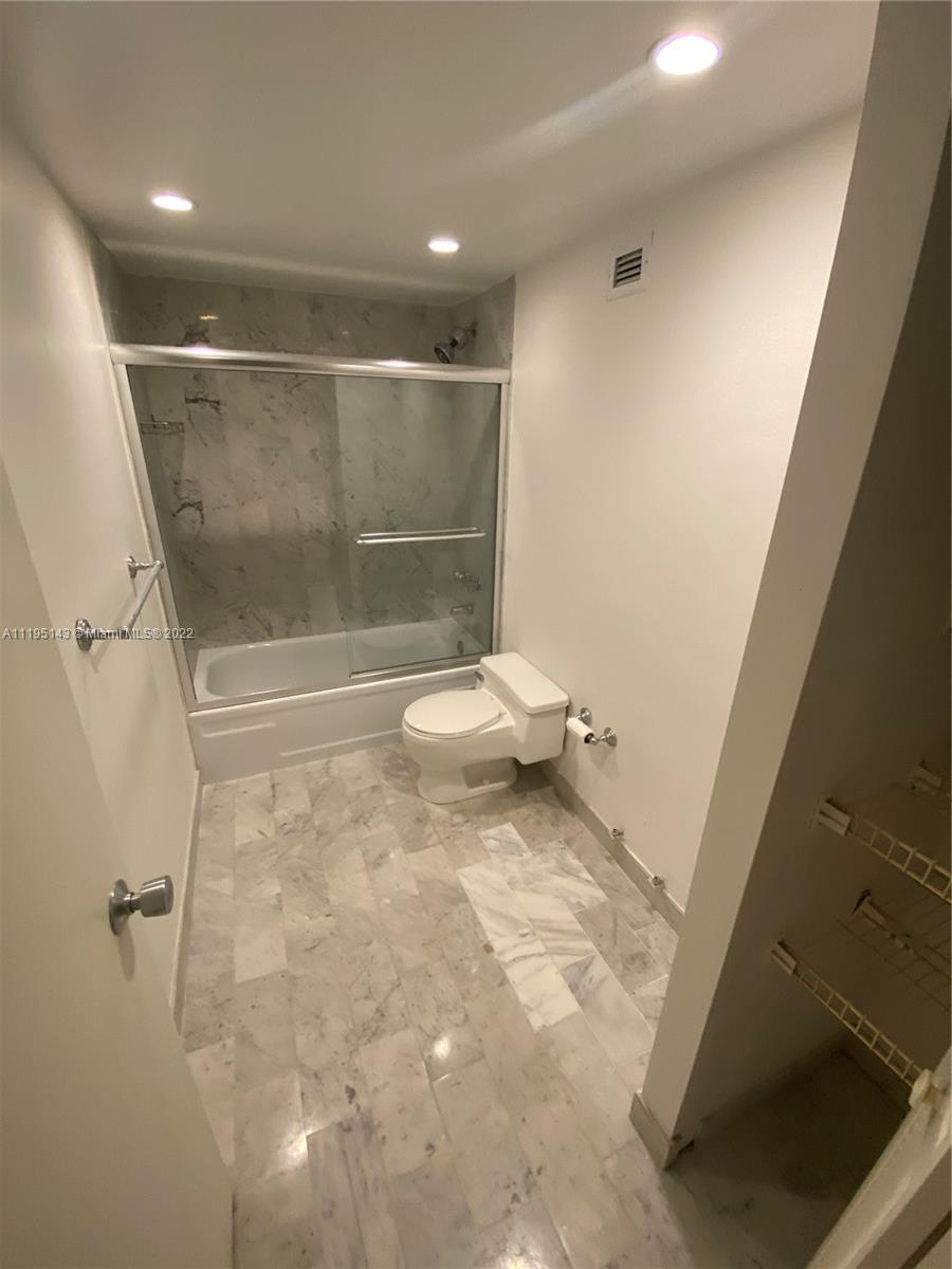 1450 Brickell Bay Dr Unit: 515