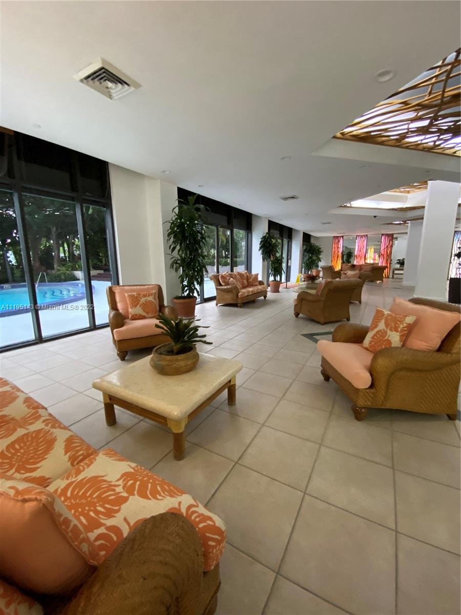 1450 Brickell Bay Dr Unit: 515