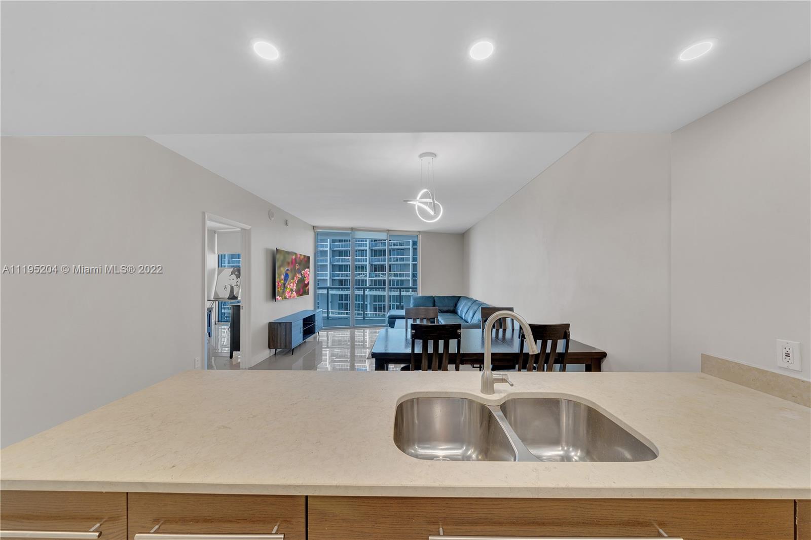 475 Brickell Ave Unit: 4211