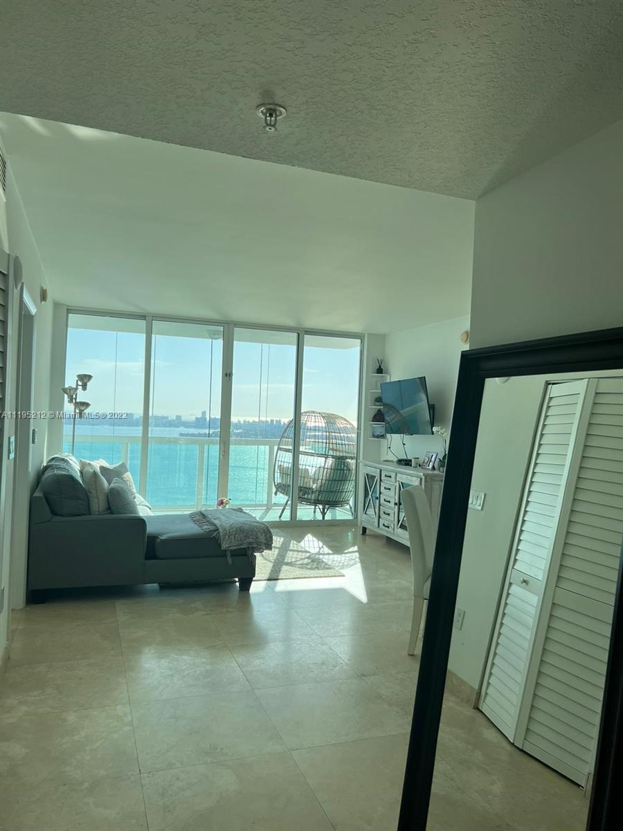 1800 N Bayshore Dr Unit: 3803