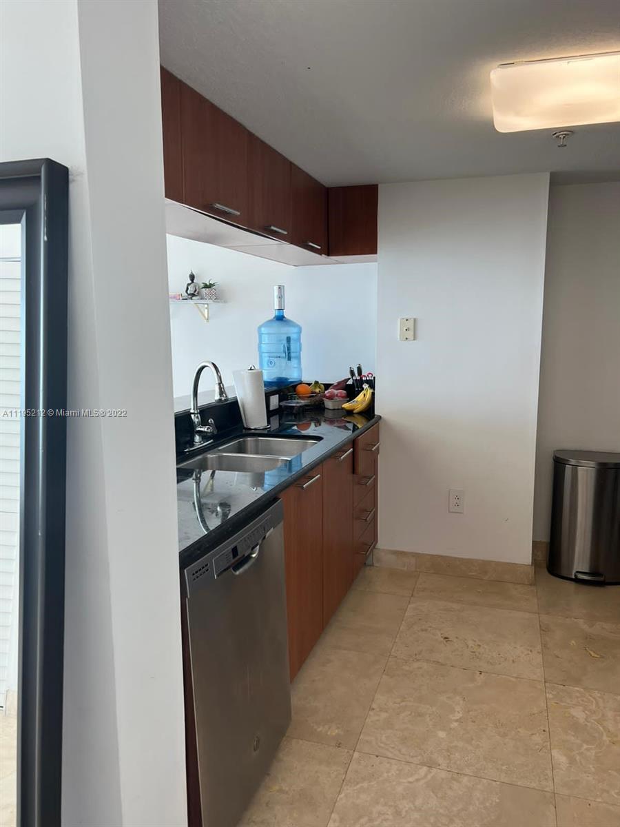 1800 N Bayshore Dr Unit: 3803