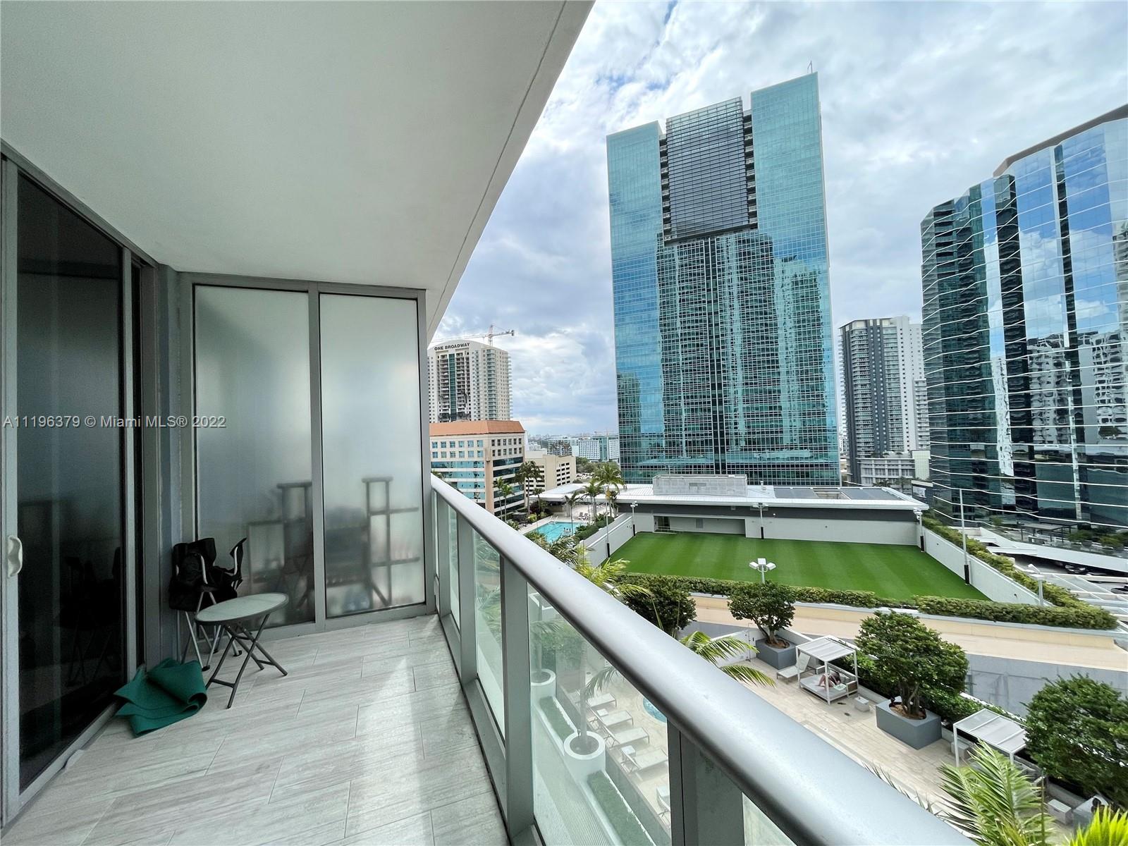 1300 Brickell Bay Dr Unit: 1712