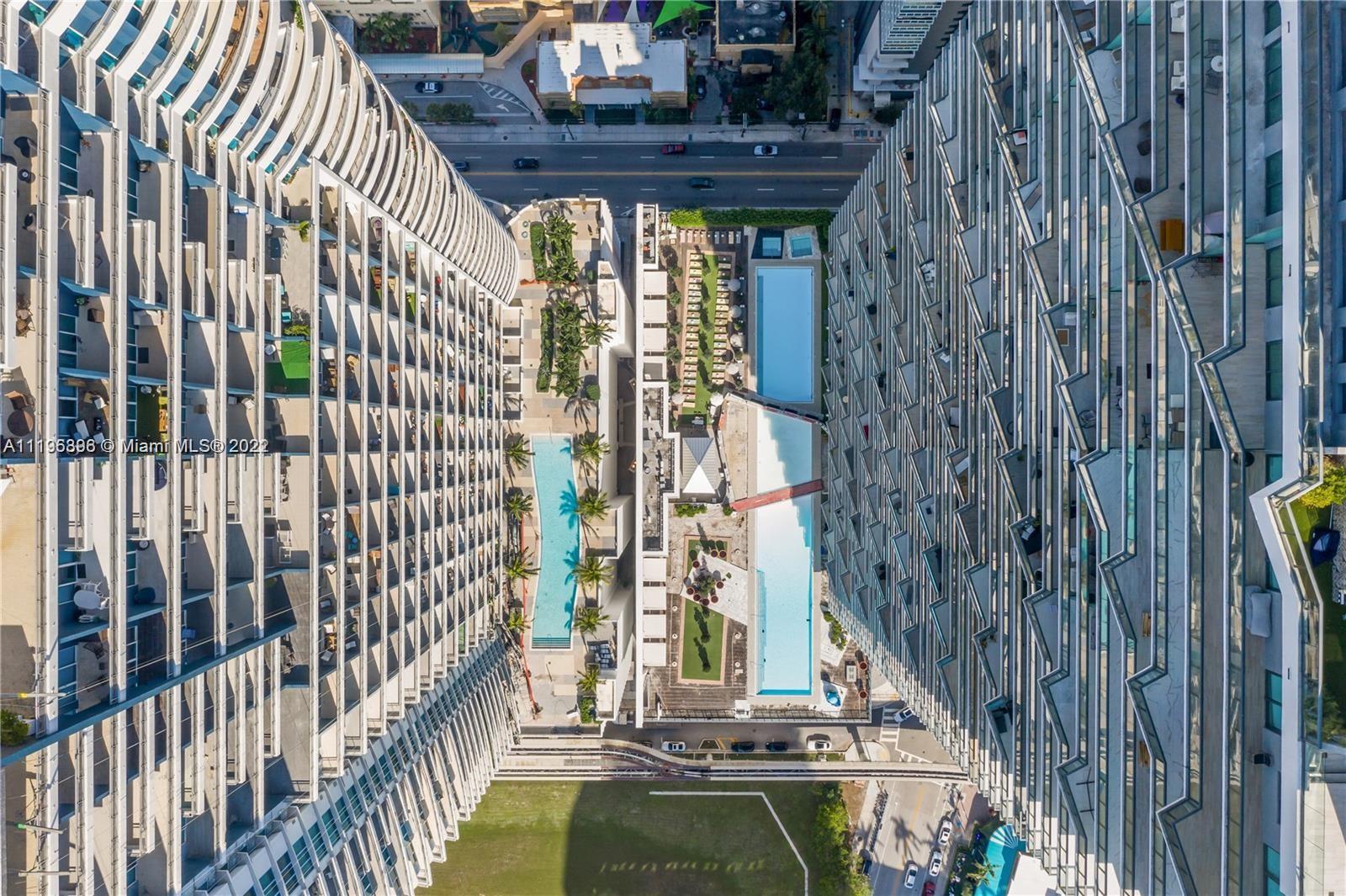 60 SW 13th St Unit: 3226
