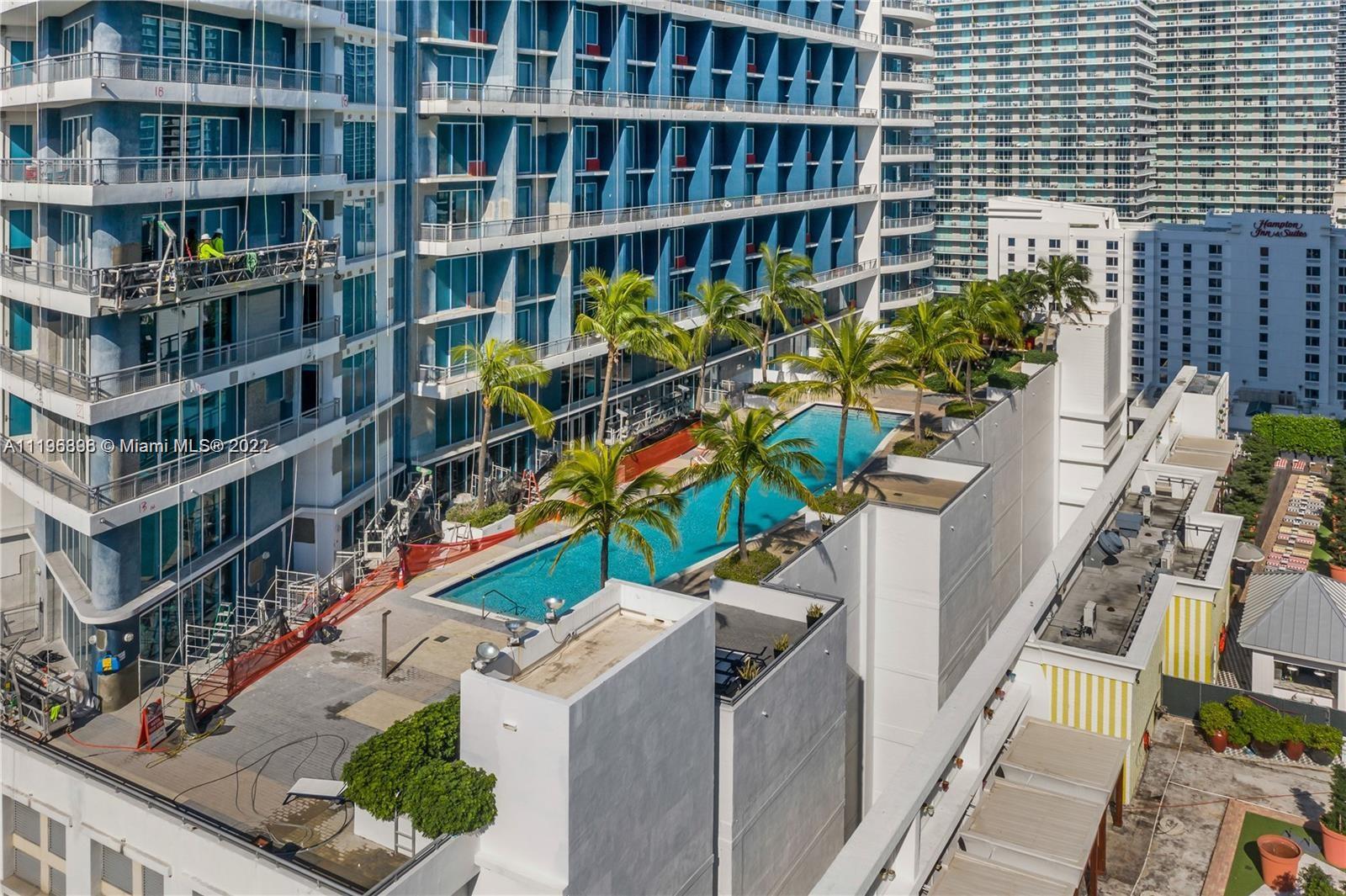 60 SW 13th St Unit: 3226