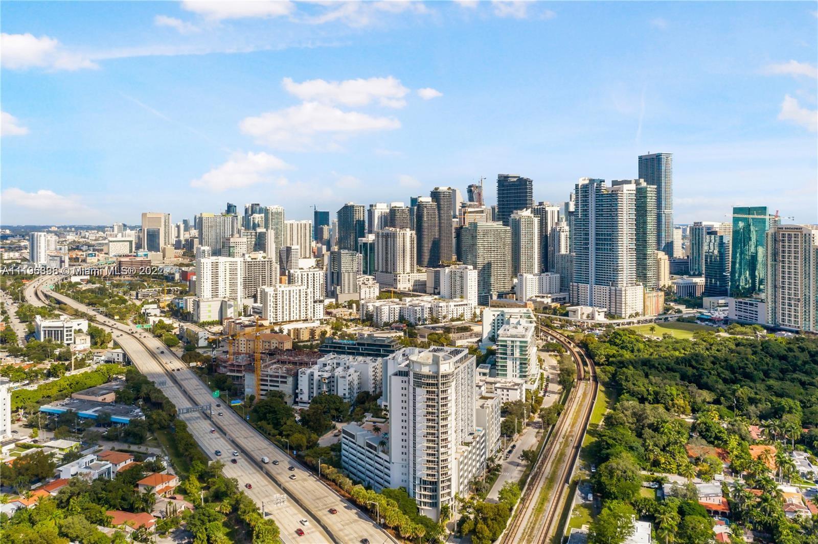 60 SW 13th St Unit: 3226