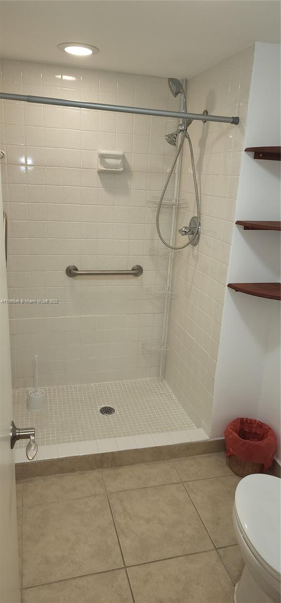 8401 SW 107th Ave Unit: 242E