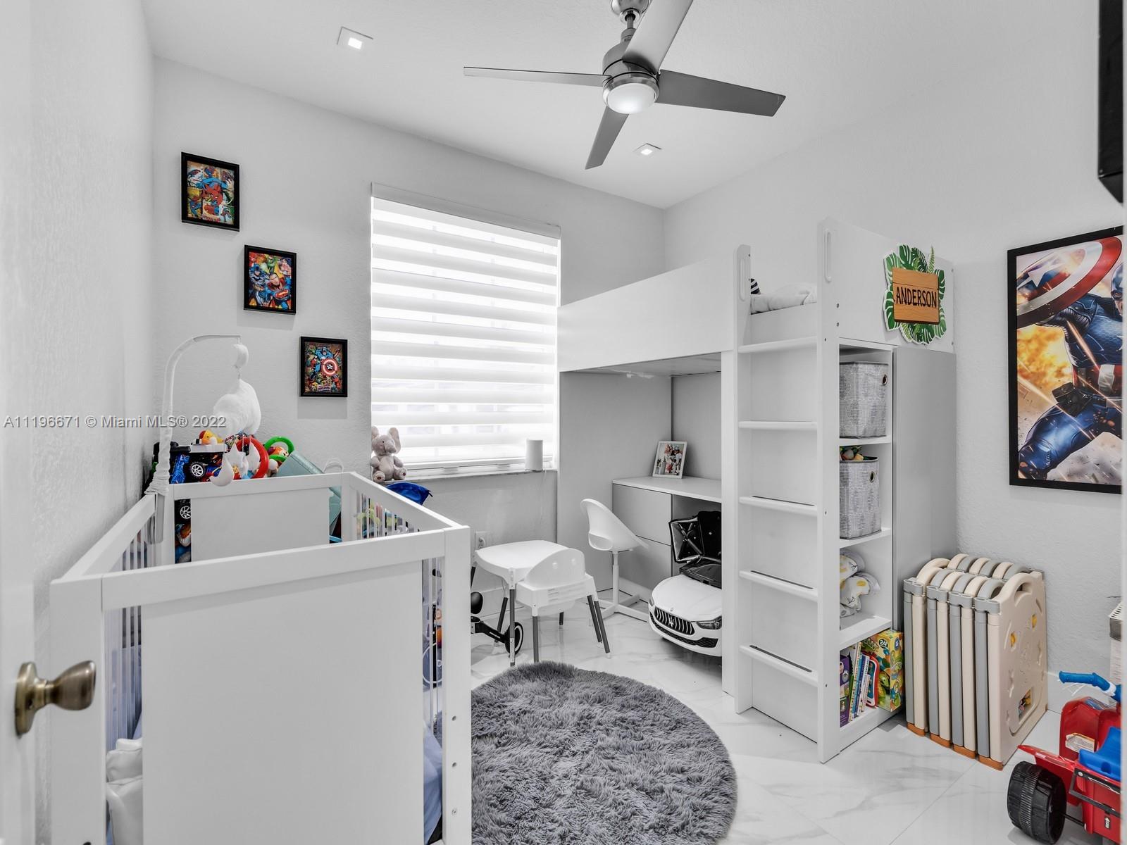 7853 NW 194th Ter