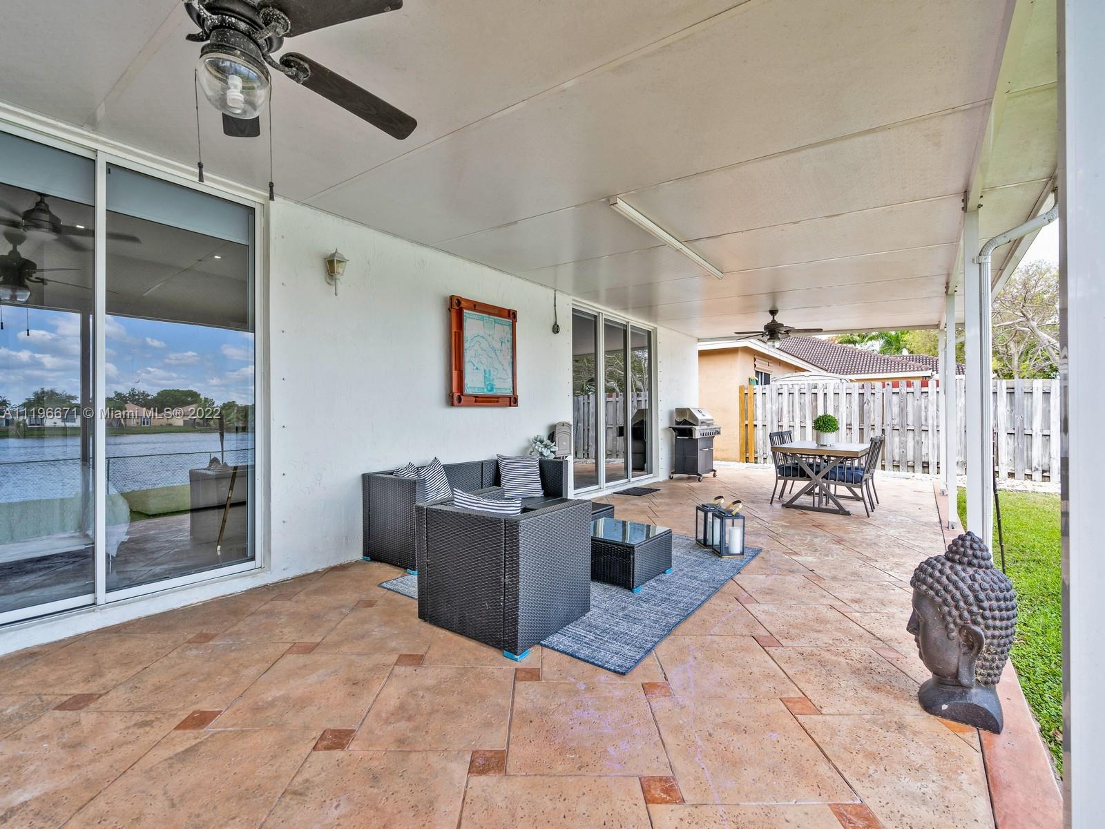 7853 NW 194th Ter