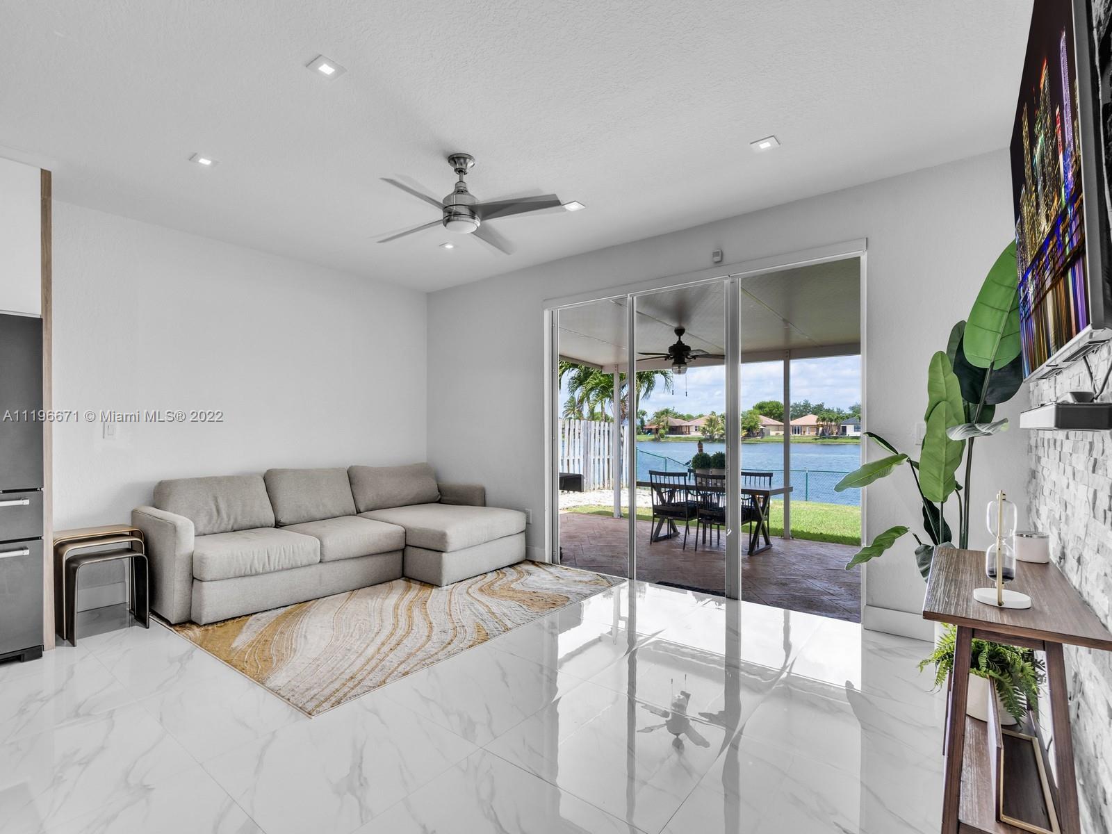 7853 NW 194th Ter