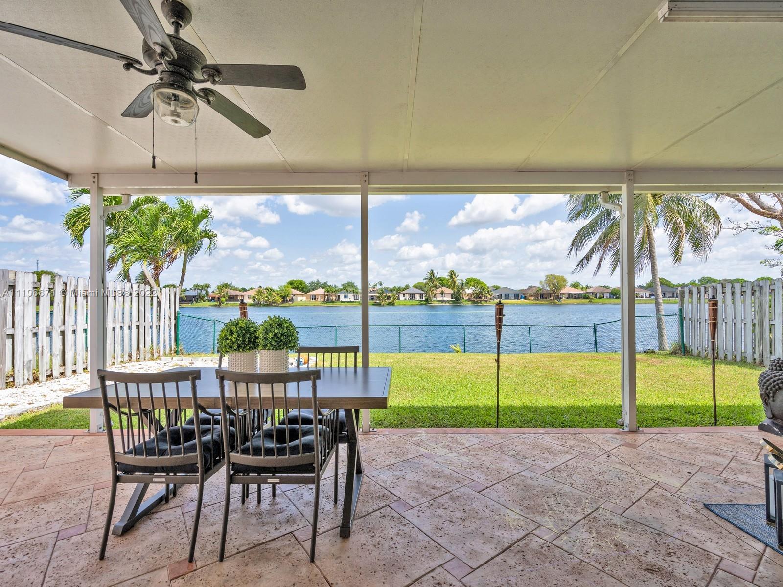 7853 NW 194th Ter