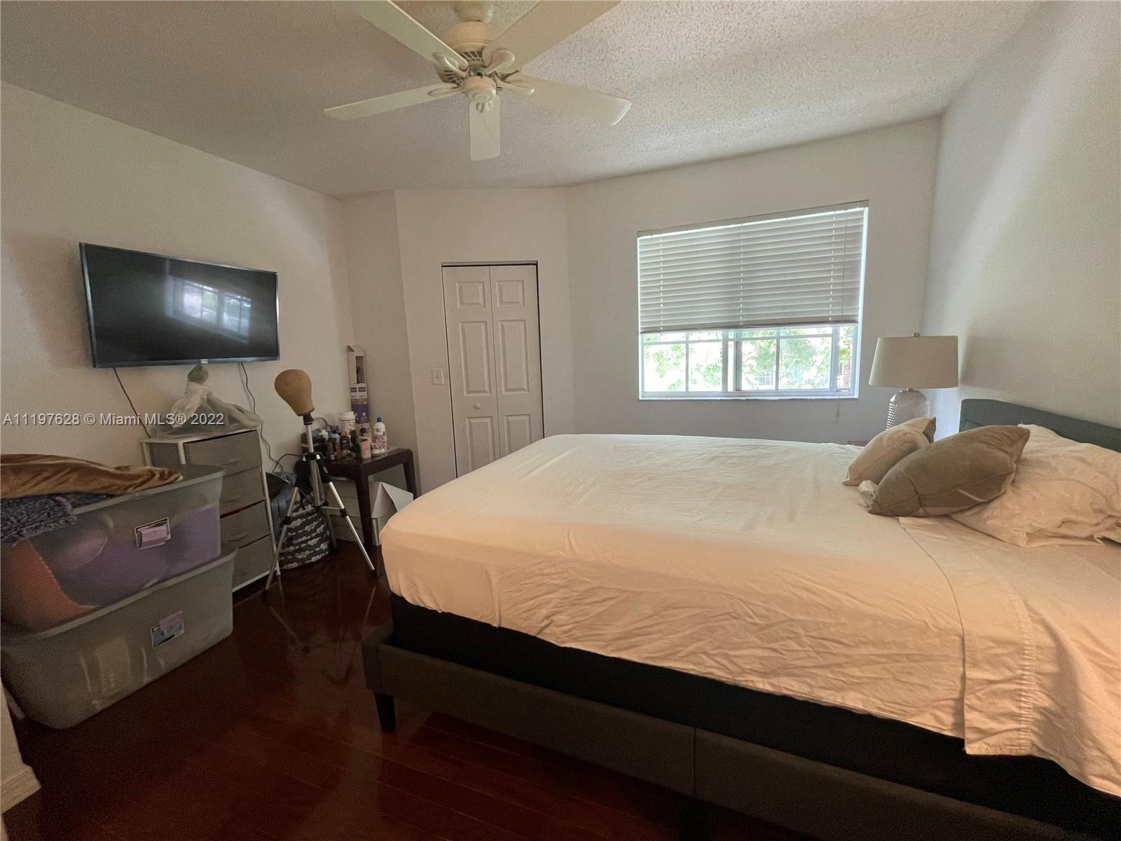 7970 N Nob Hill Rd Unit: 202