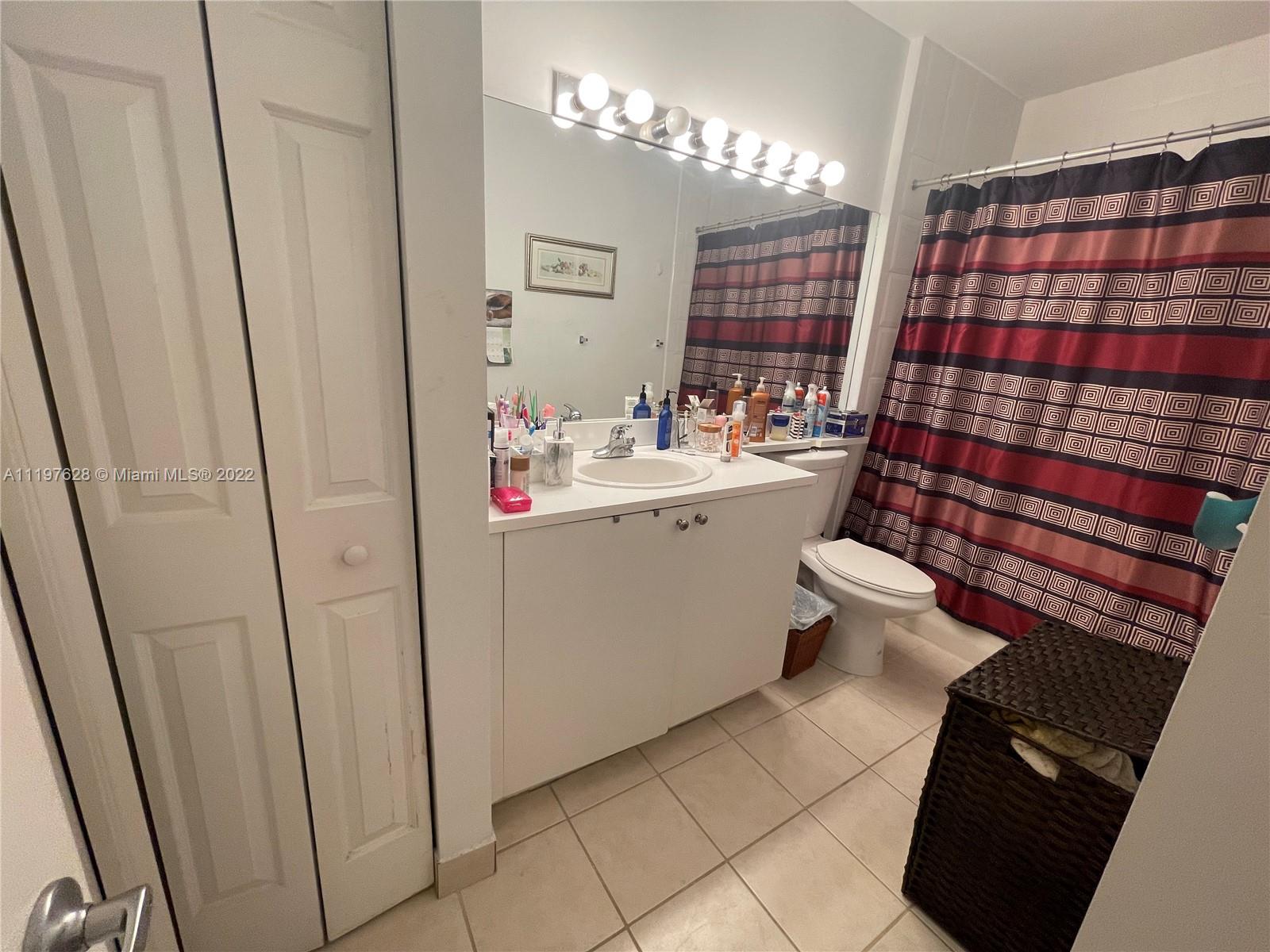 7970 N Nob Hill Rd Unit: 202