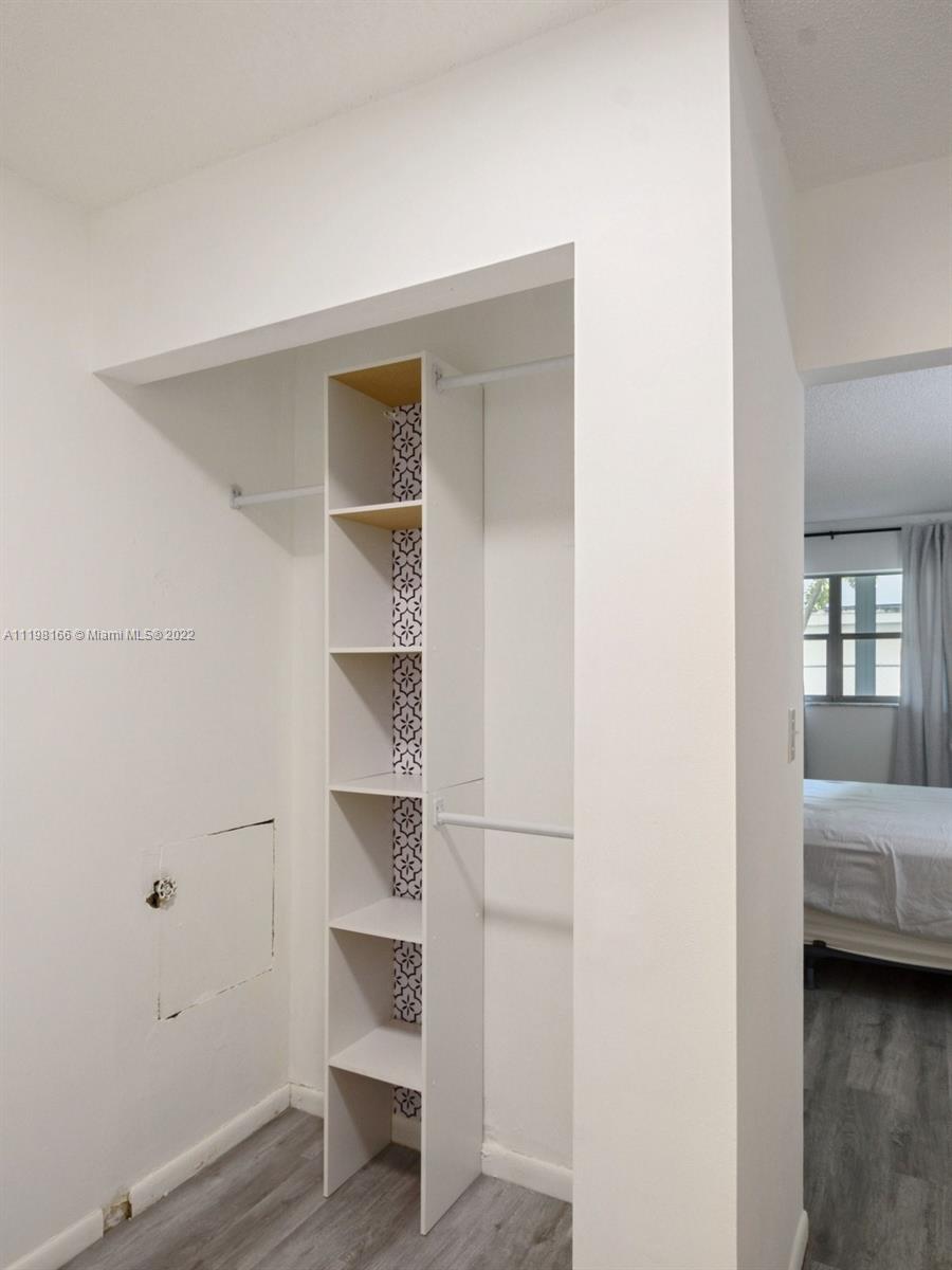 410 SE 2nd St Unit: 111
