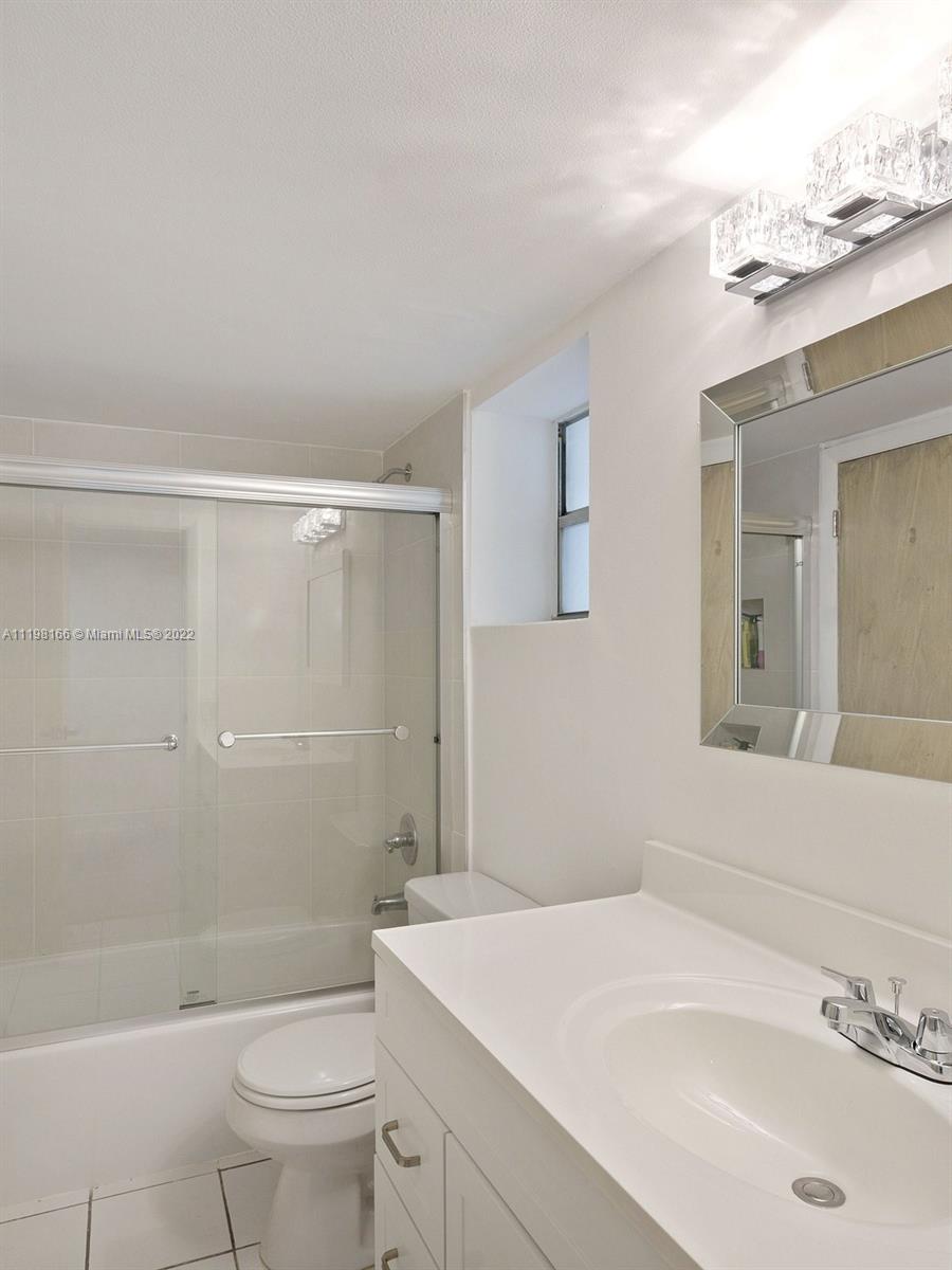 410 SE 2nd St Unit: 111