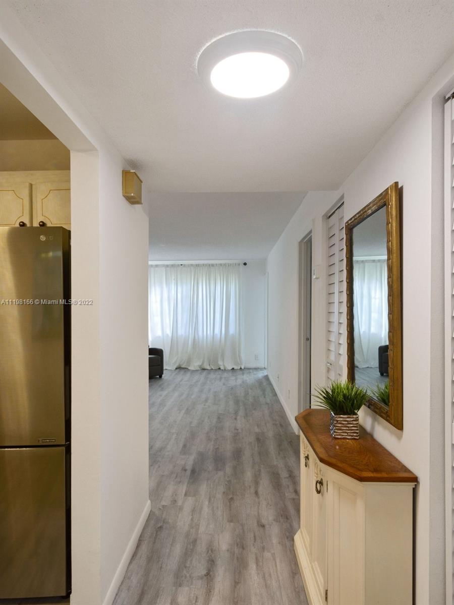 410 SE 2nd St Unit: 111