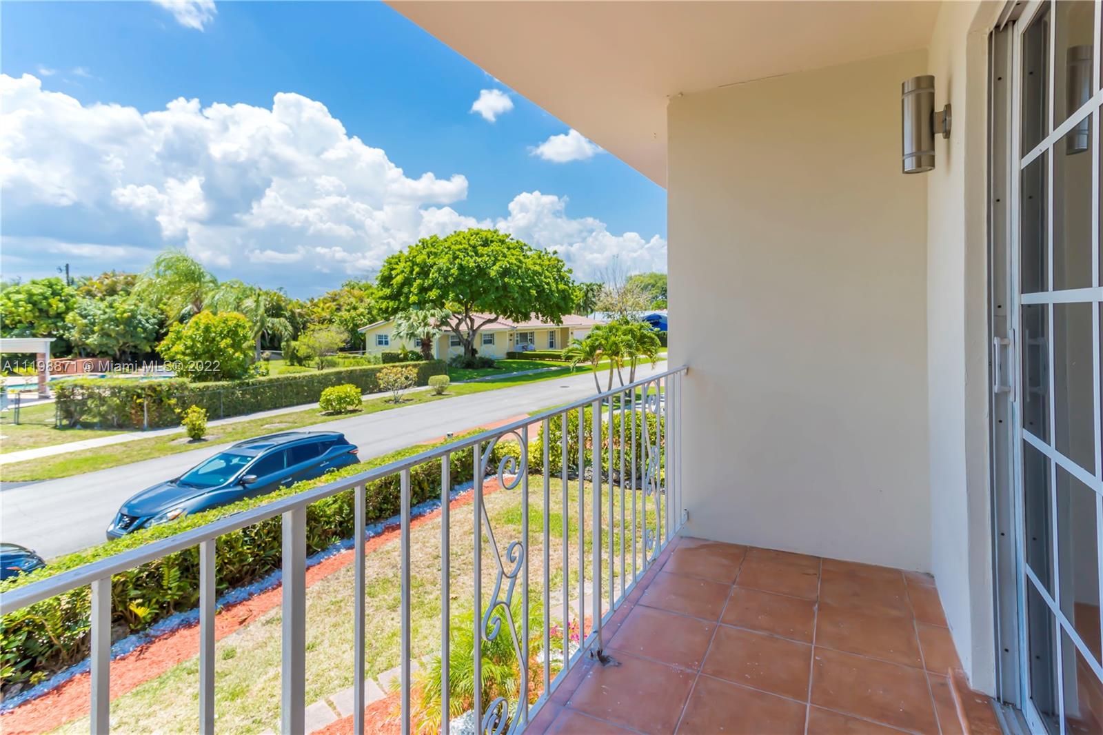 9102 SW 95th Ave Unit: 0