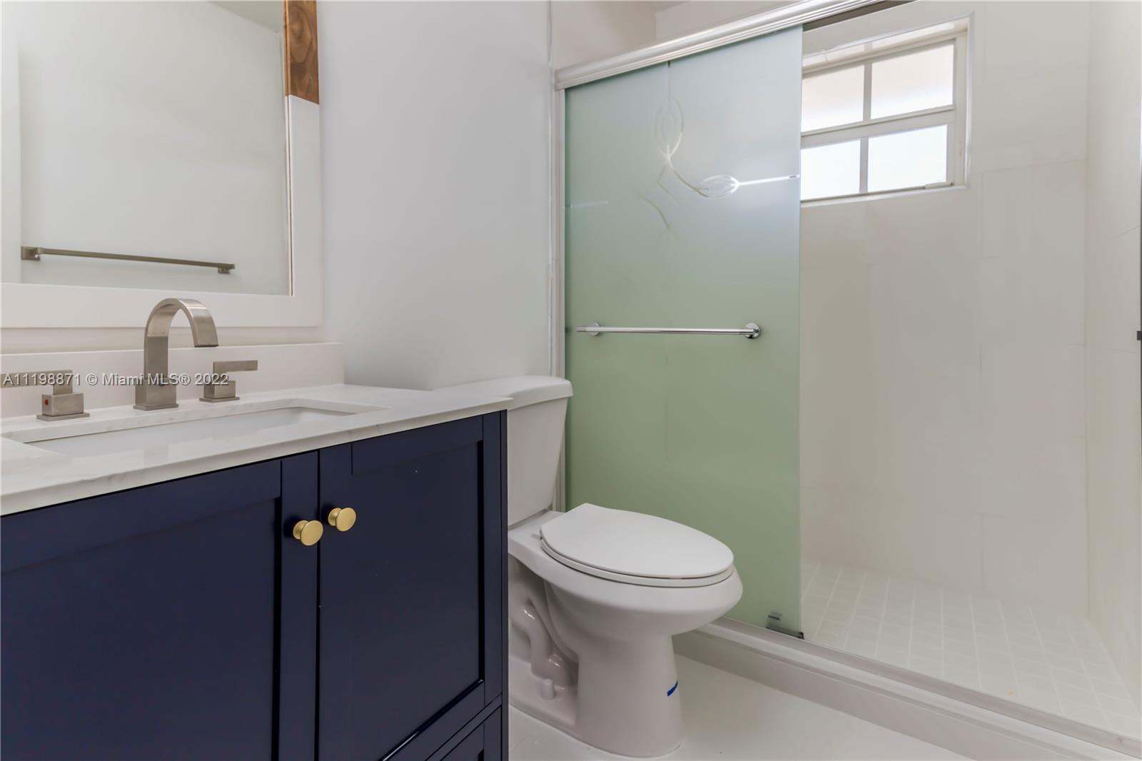 9102 SW 95th Ave Unit: 0