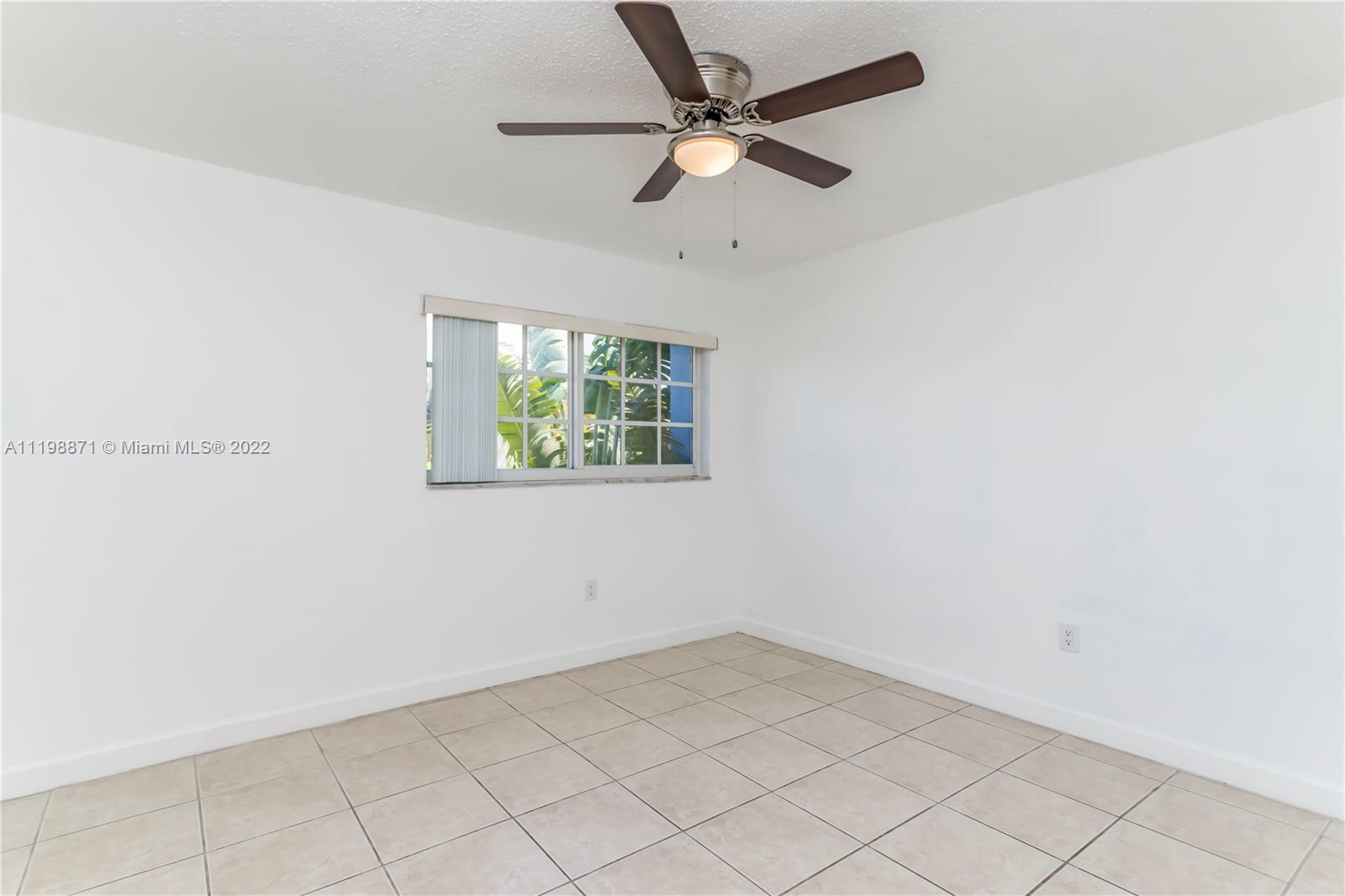 9102 SW 95th Ave Unit: 0