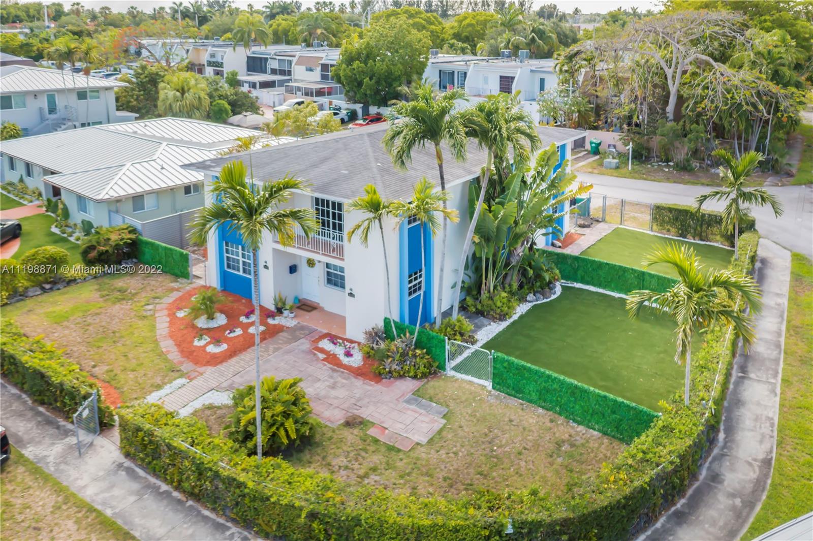 9102 SW 95th Ave Unit: 0