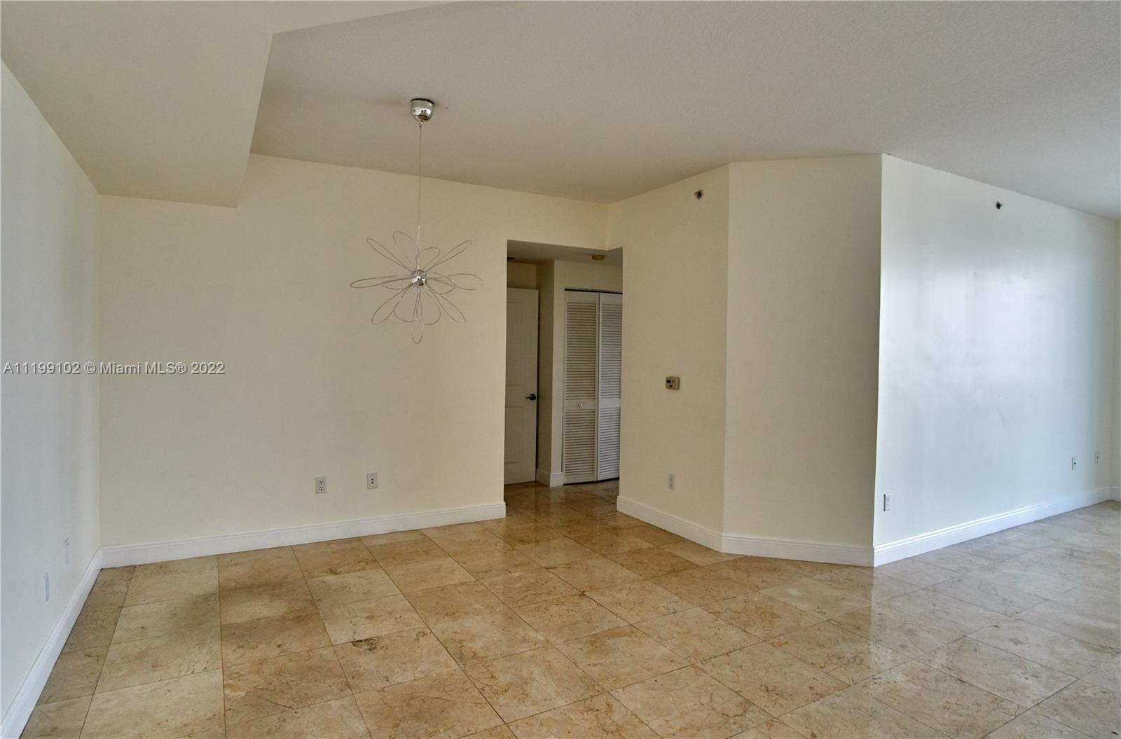 7900 Harbor Island Dr Unit: 818
