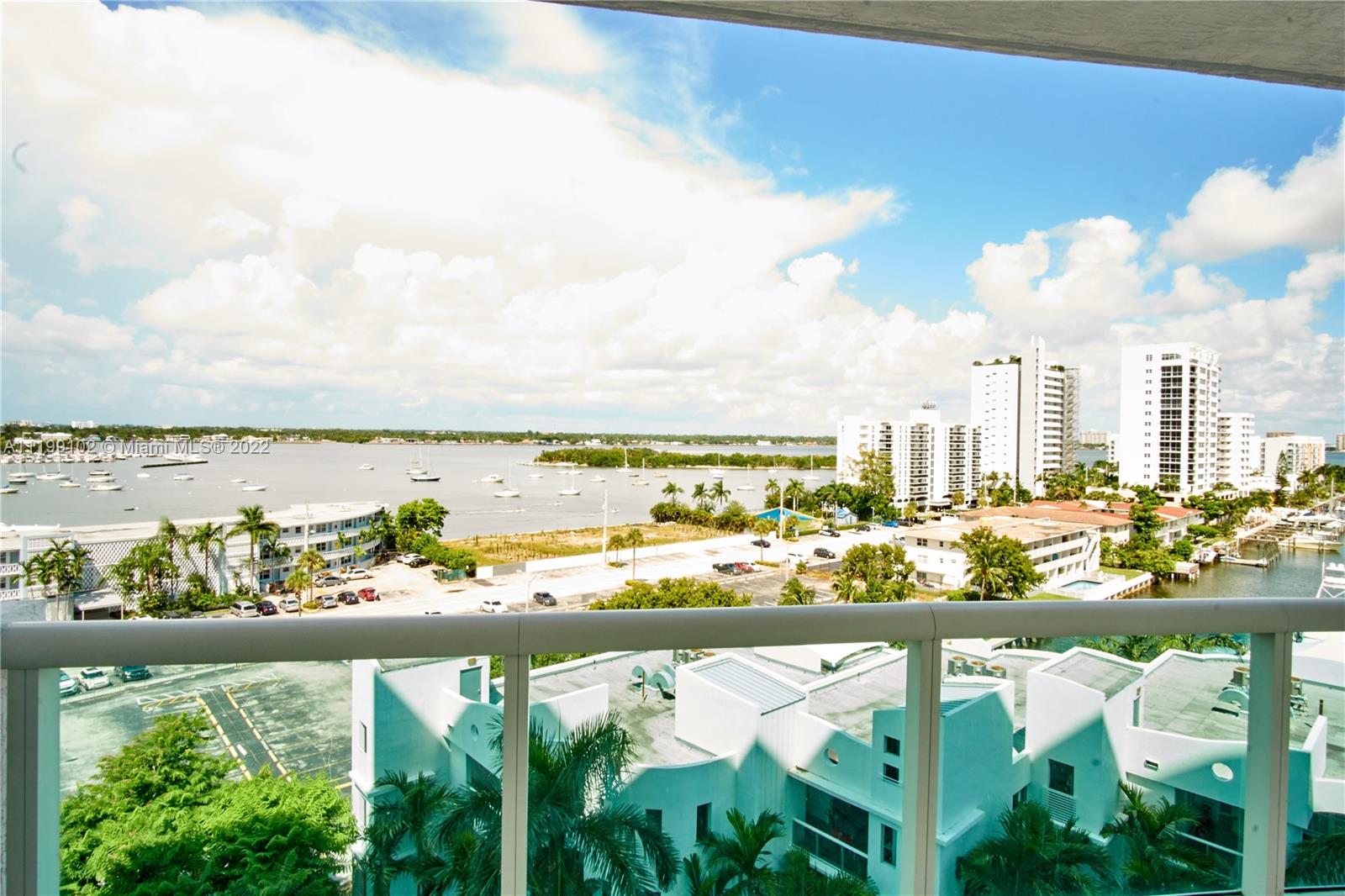 7900 Harbor Island Dr Unit: 818