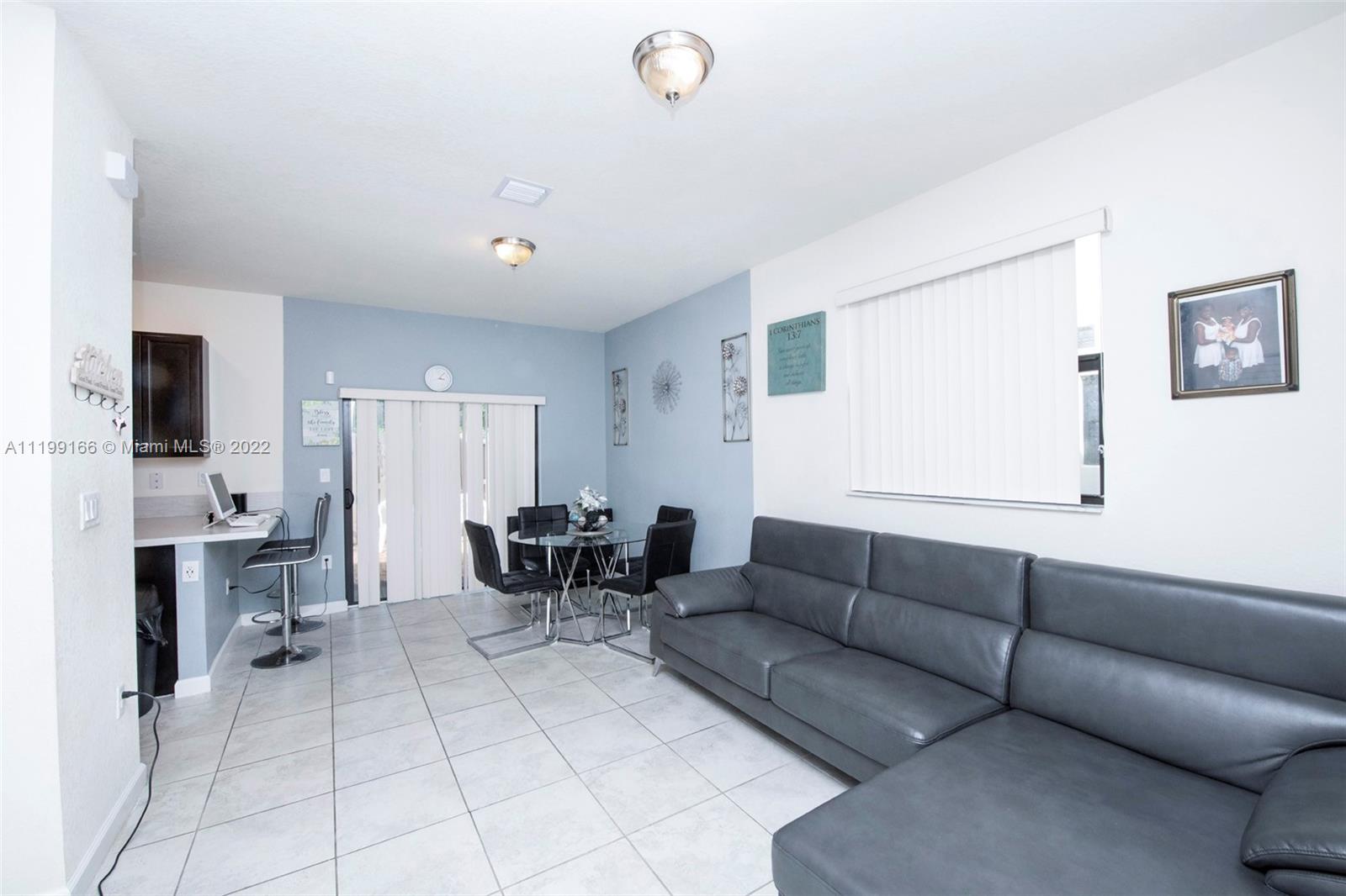 174 SE 33rd Ter Unit: 0