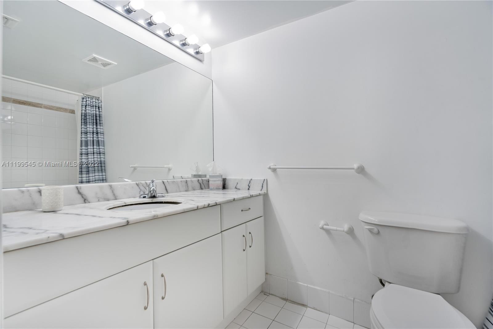 1200 Brickell Bay Dr Unit: 1910