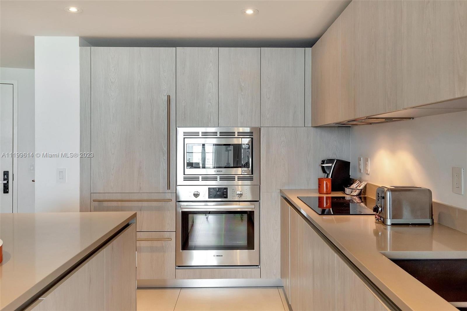 4111 S Ocean Dr # 1712