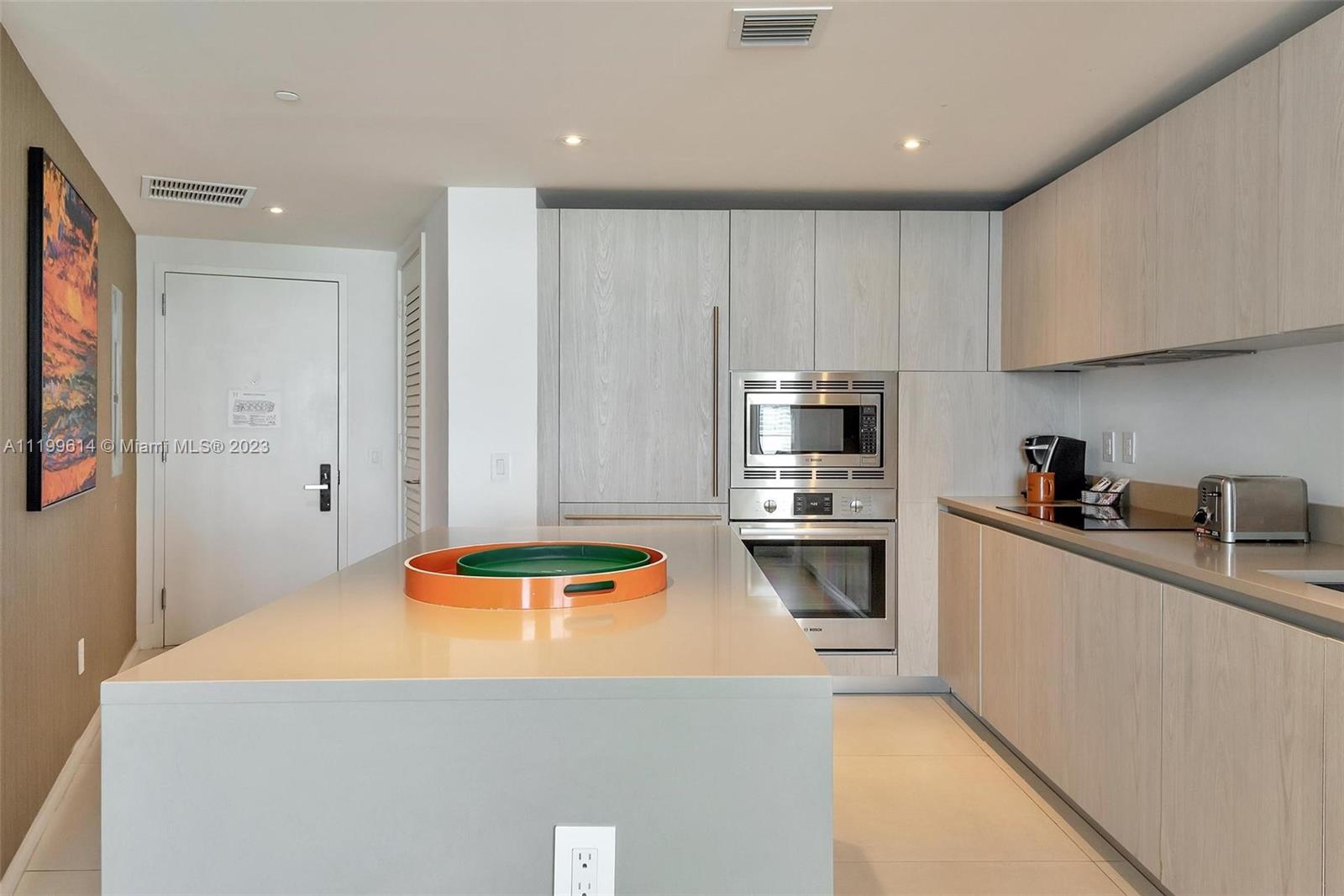 4111 S Ocean Dr # 1712