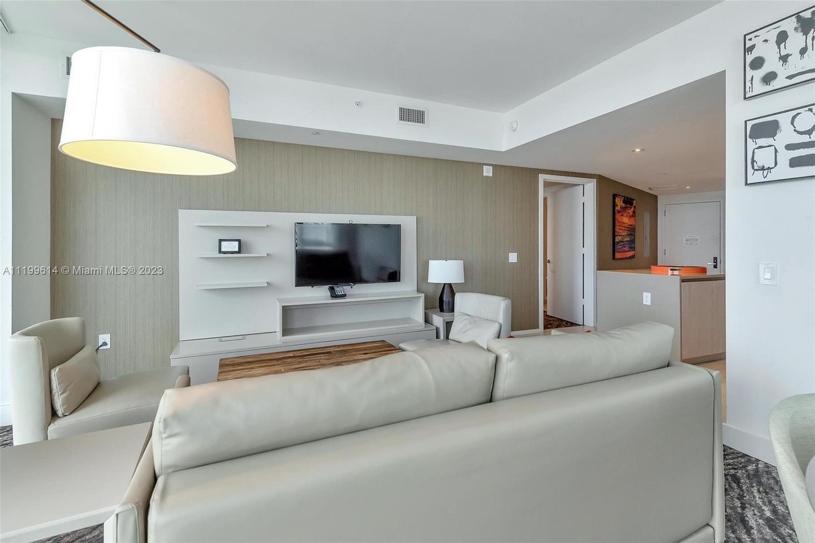 4111 S Ocean Dr # 1712