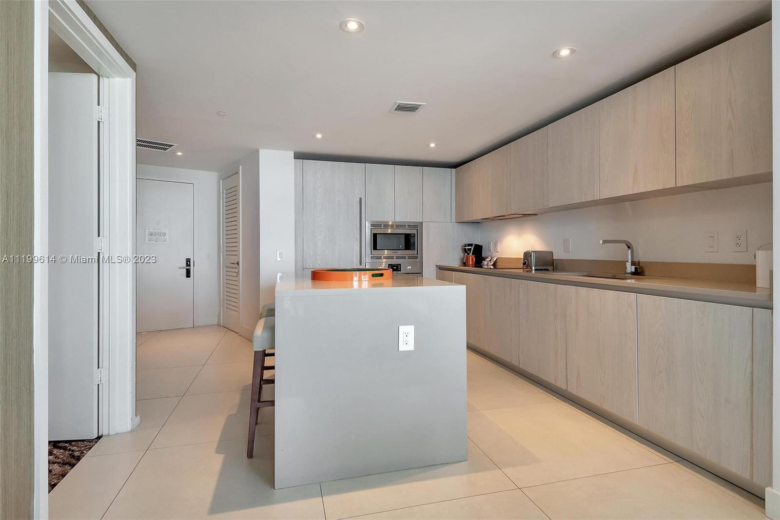 4111 S Ocean Dr # 1712