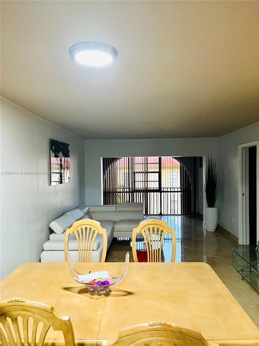 6215 W 20th Ave Unit: 318
