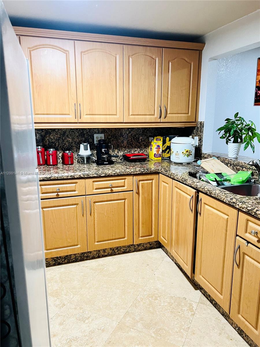 6215 W 20th Ave Unit: 318