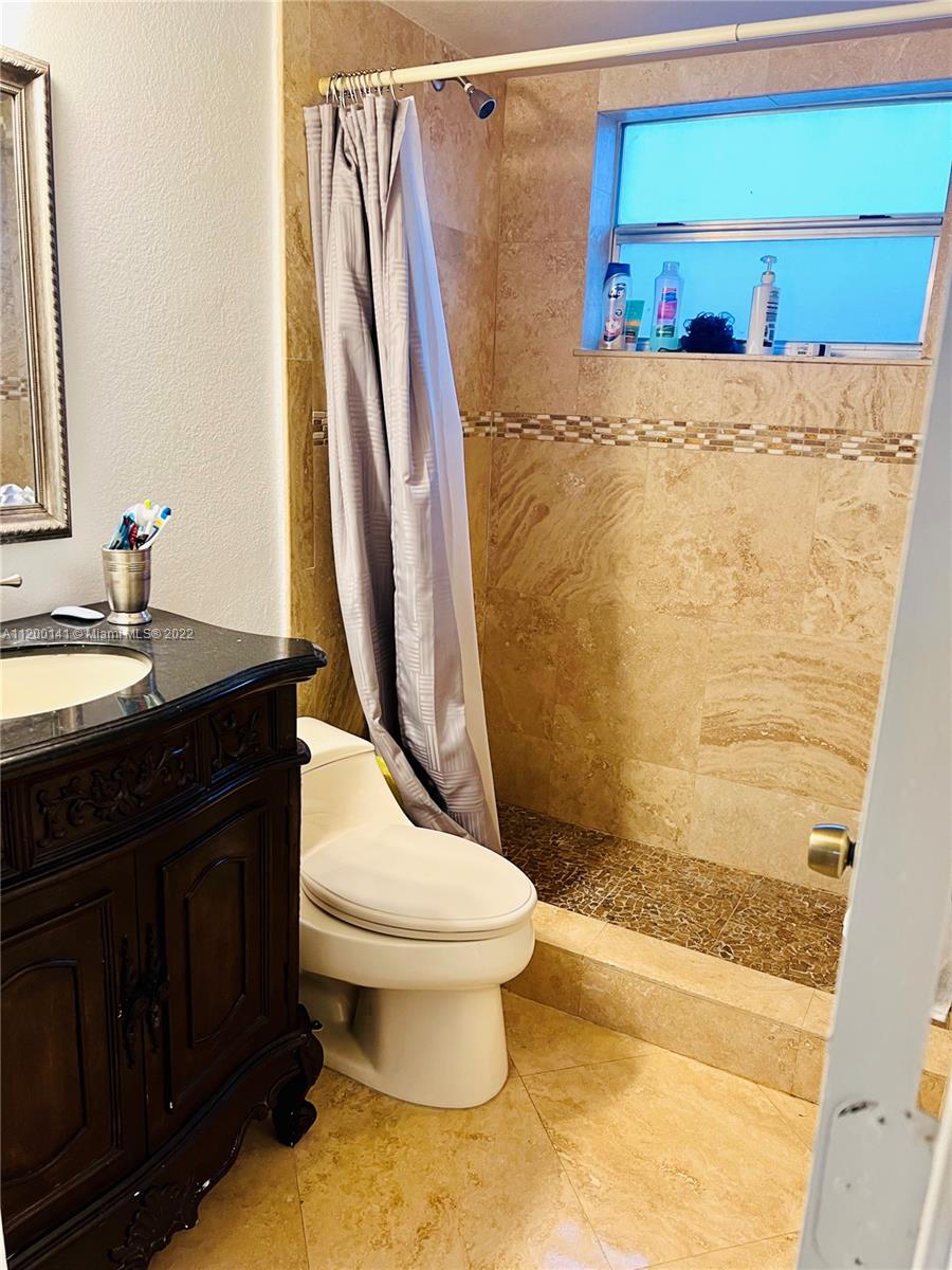 6215 W 20th Ave Unit: 318