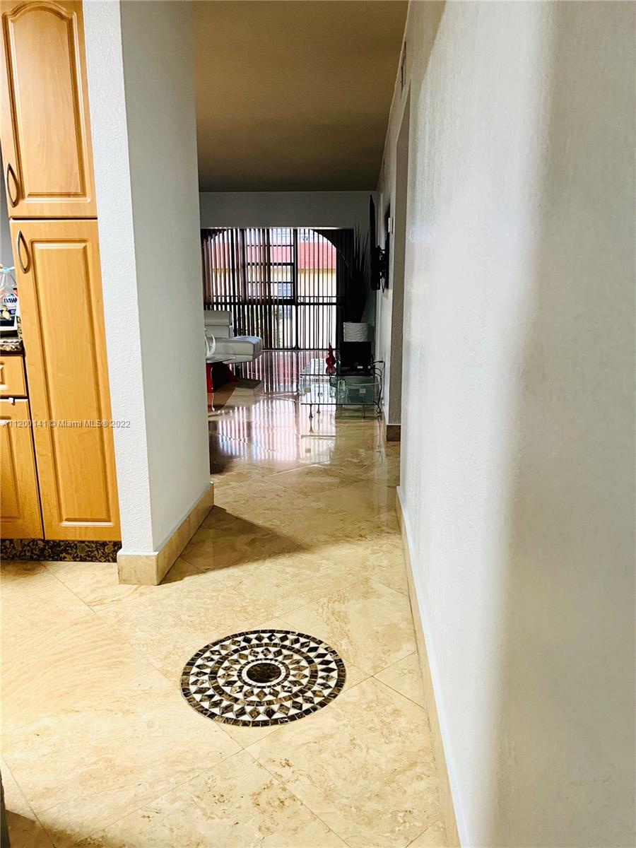 6215 W 20th Ave Unit: 318