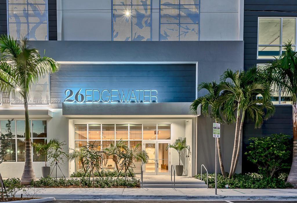321 NE 26th Street Unit: 815
