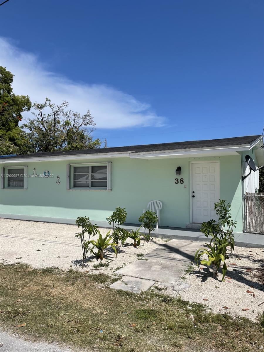 38 Silver Springs Dr
