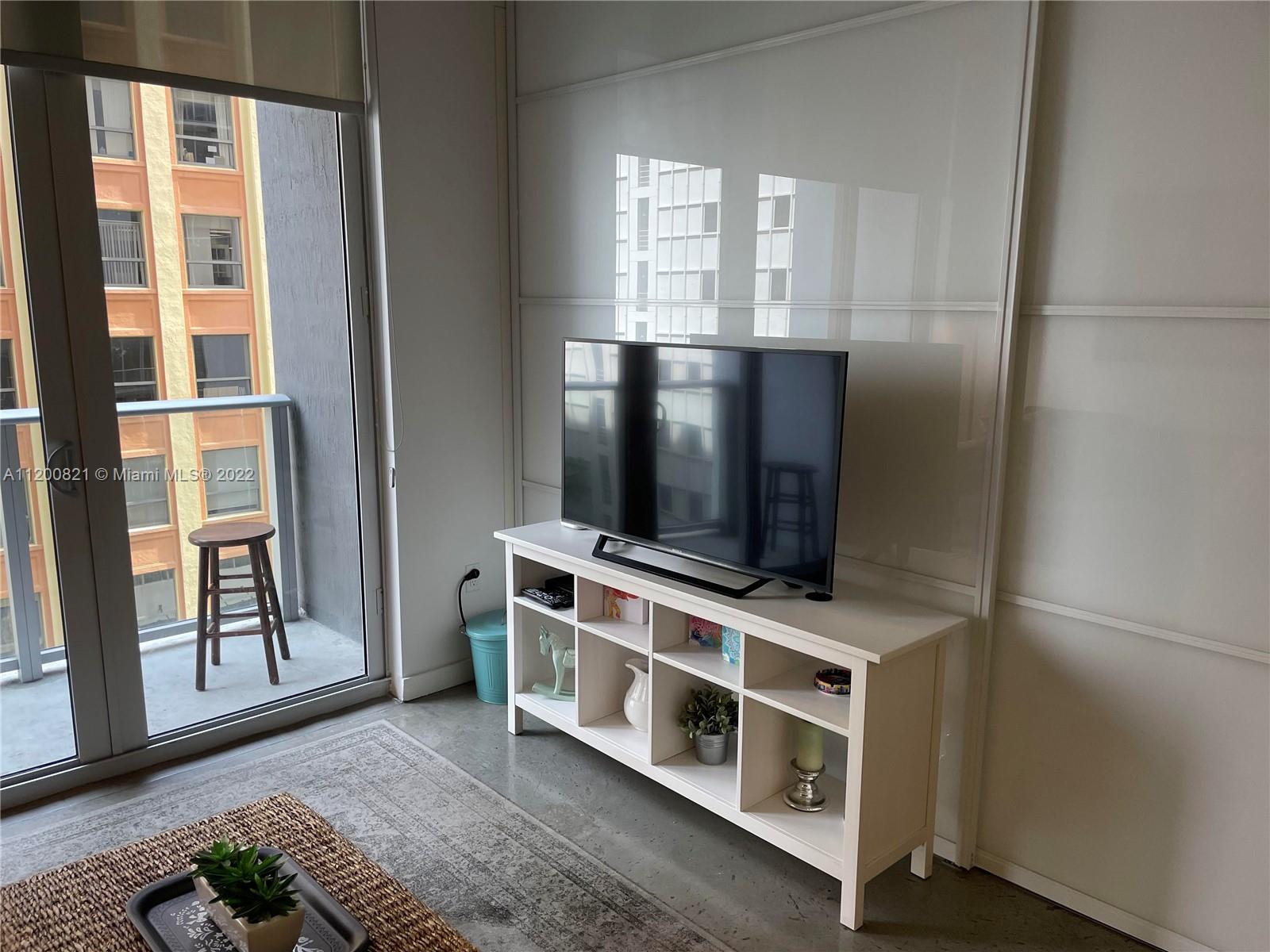 151 SE 1st St Unit: 703