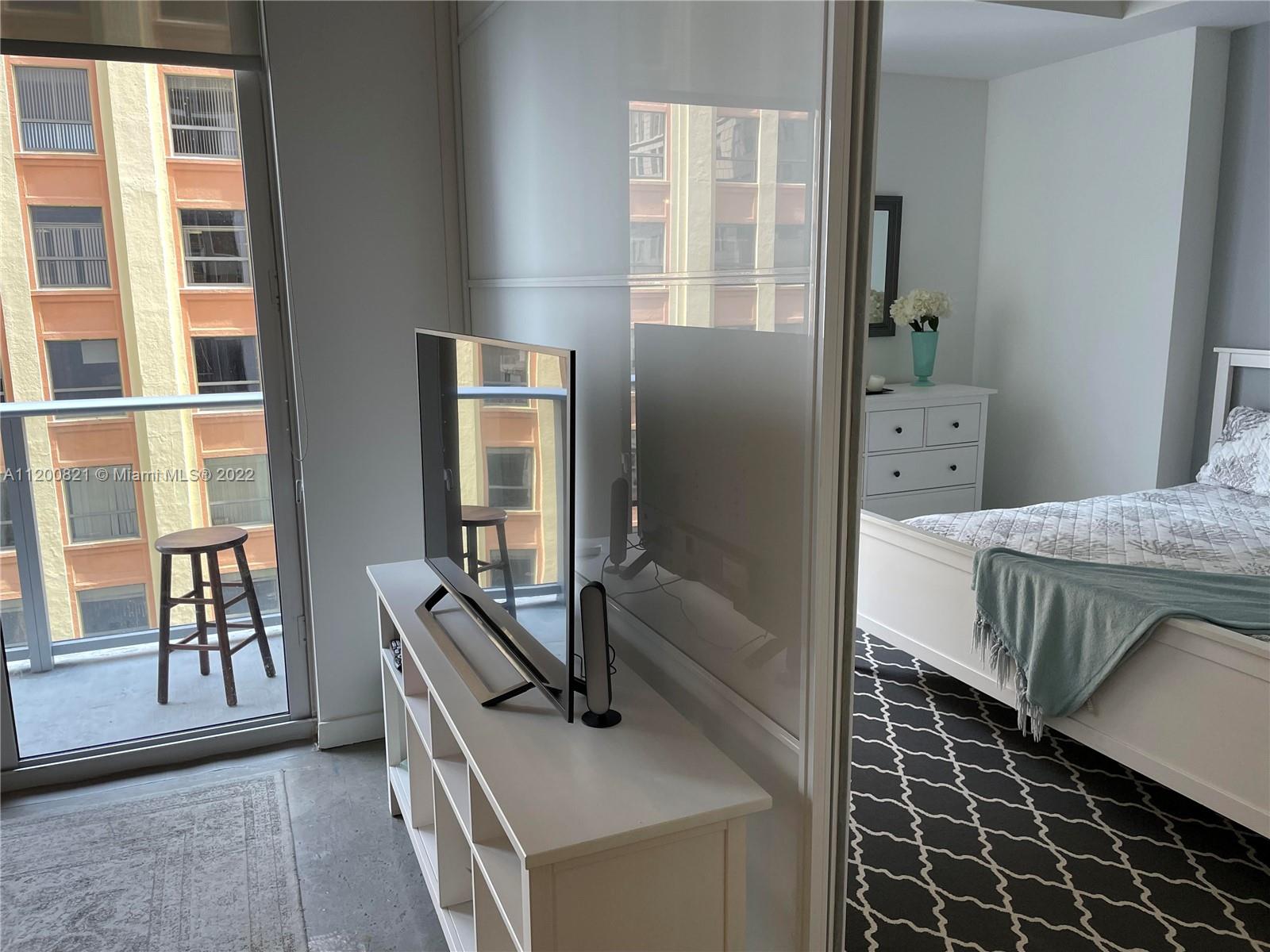 151 SE 1st St Unit: 703