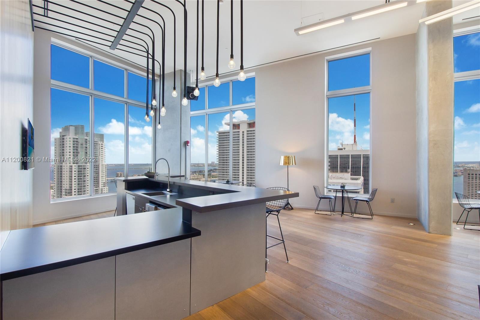 151 SE 1st St Unit: 703