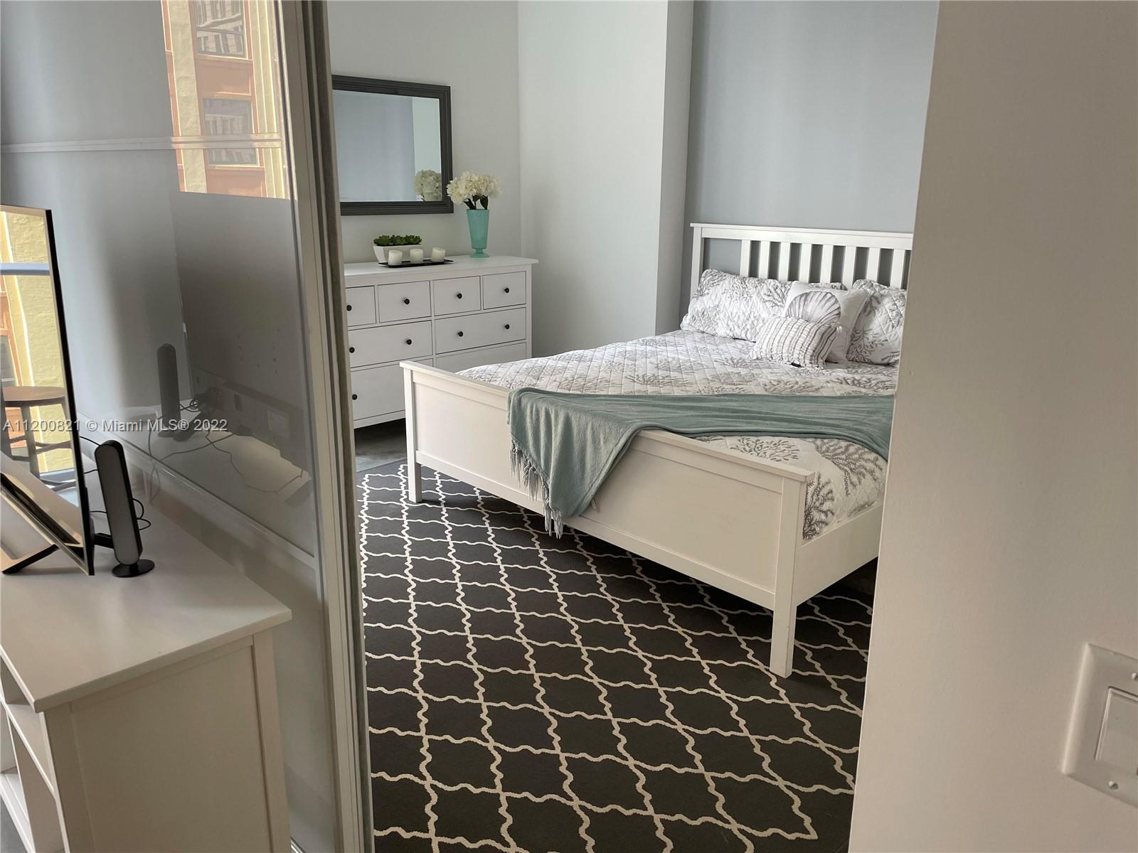 151 SE 1st St Unit: 703