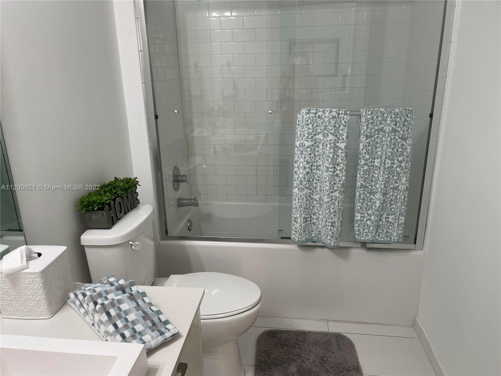 151 SE 1st St Unit: 703