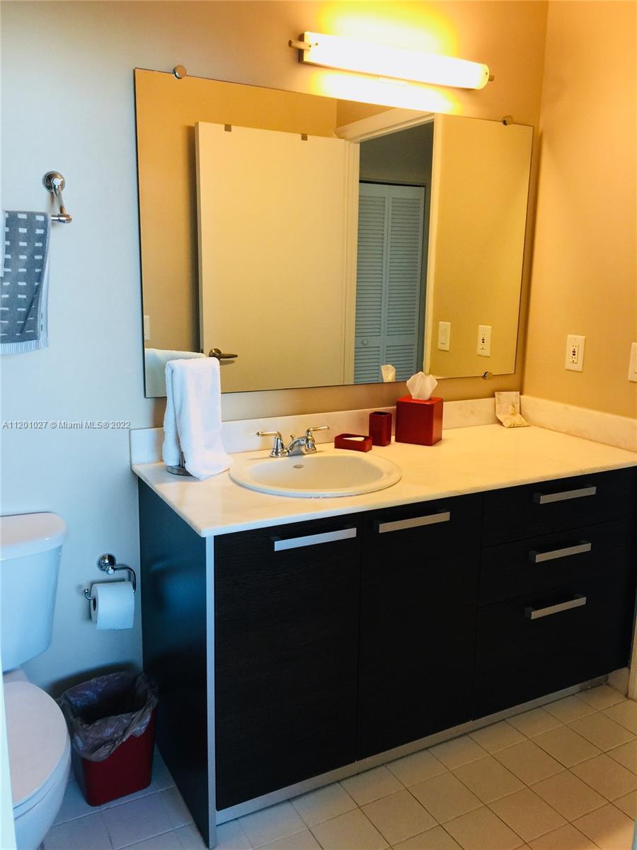 2525 SW 3rd Ave Unit: 708