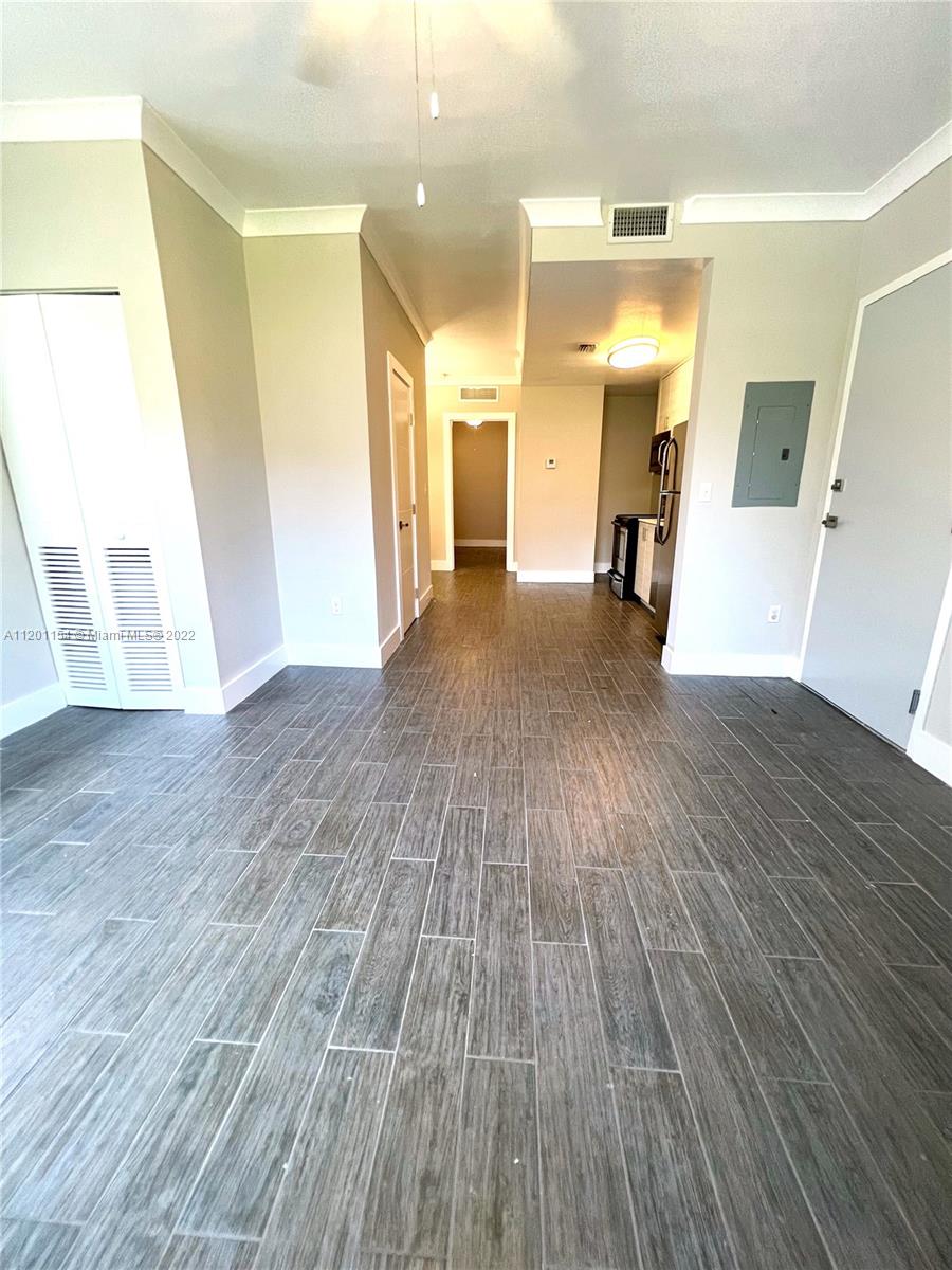 115 Menores Ave Unit: 7