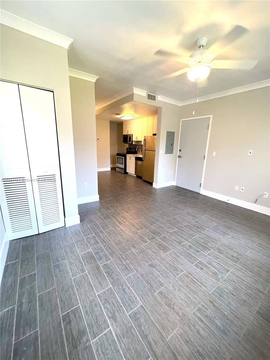 115 Menores Ave Unit: 7