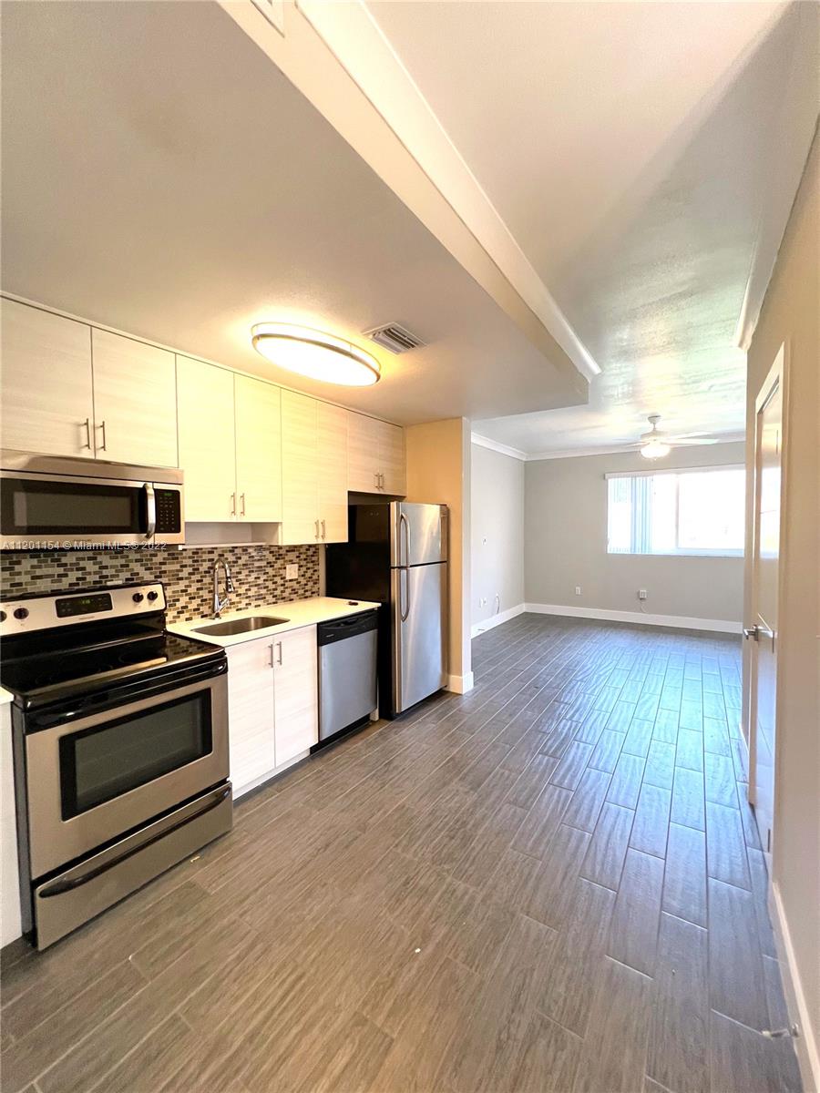 115 Menores Ave Unit: 7