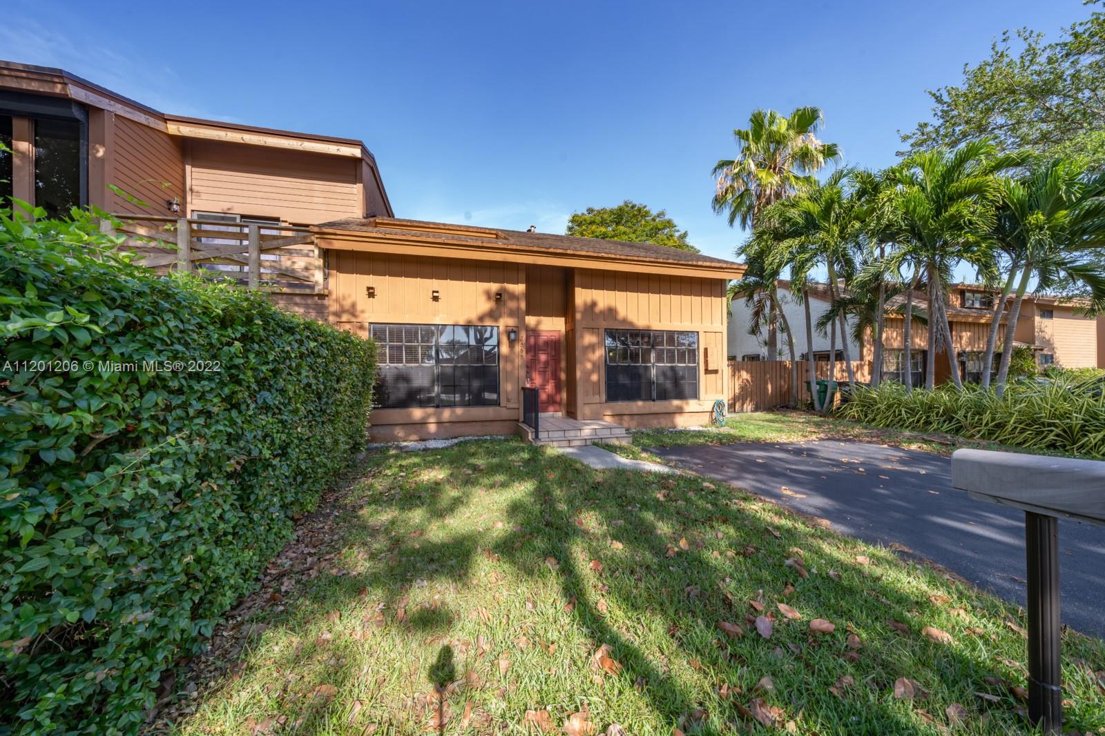 7464 SW 115th Ct