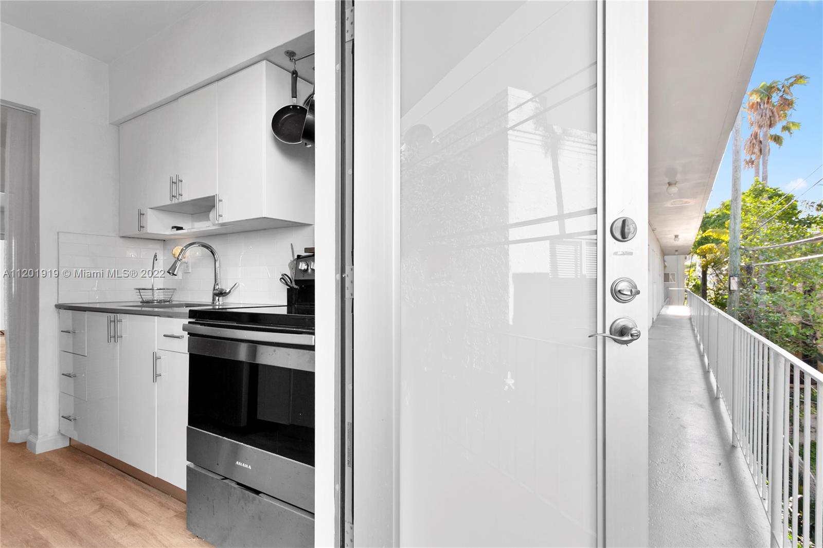 641 Espanola Way Unit: 24